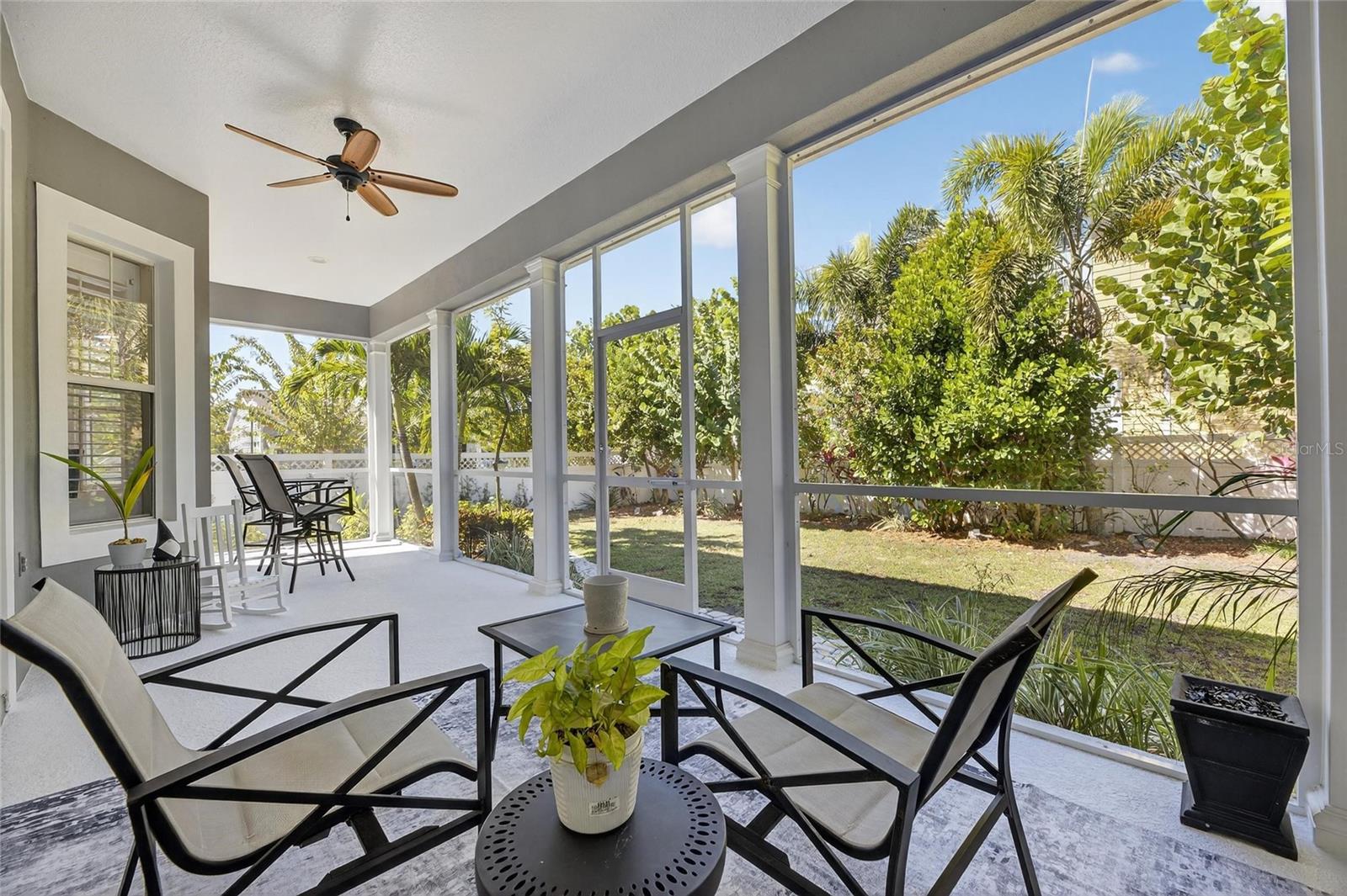 Image 68 of 97 For 413 Manns Harbor Drive