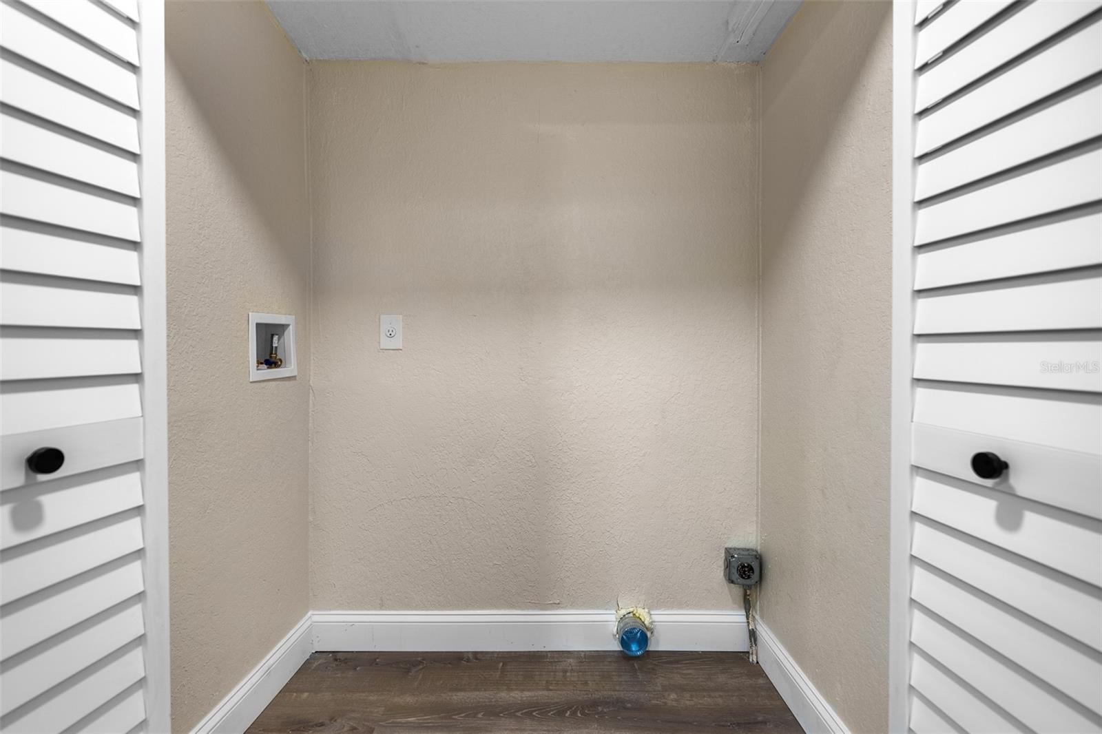 Image 19 of 29 For 5019 68th Street N