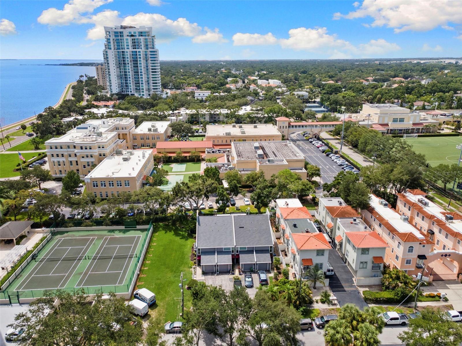 Image 32 of 36 For 3010 Grovewood Court D