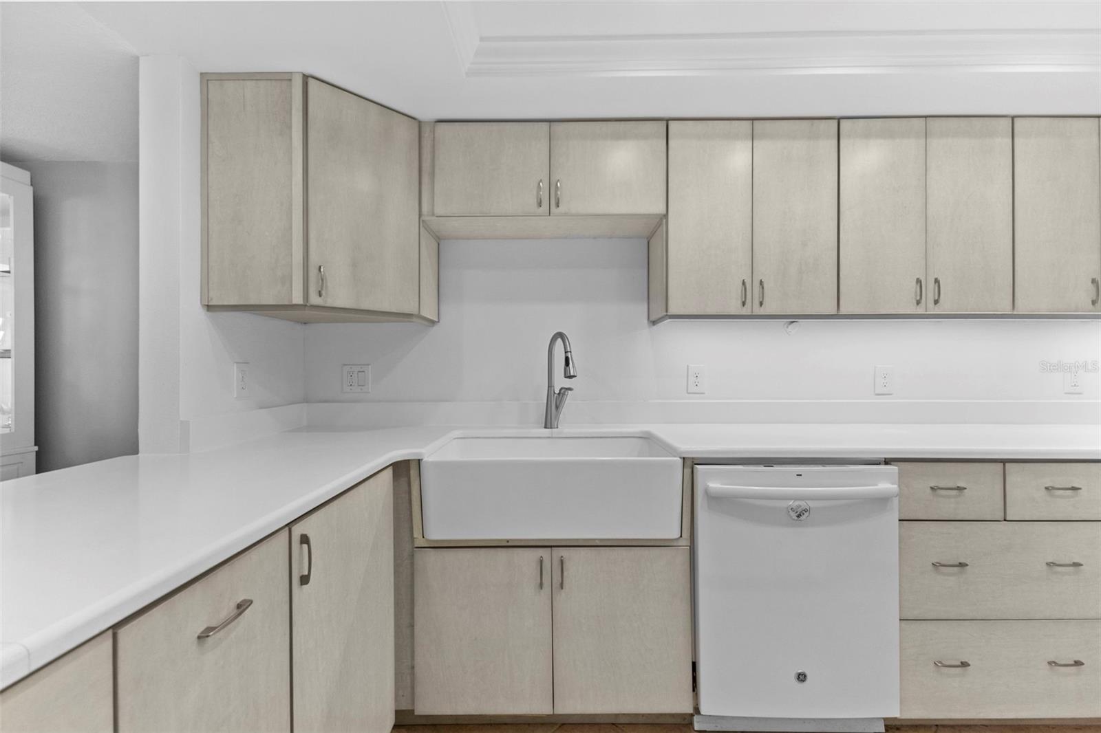 Image 8 of 36 For 3010 Grovewood Court D