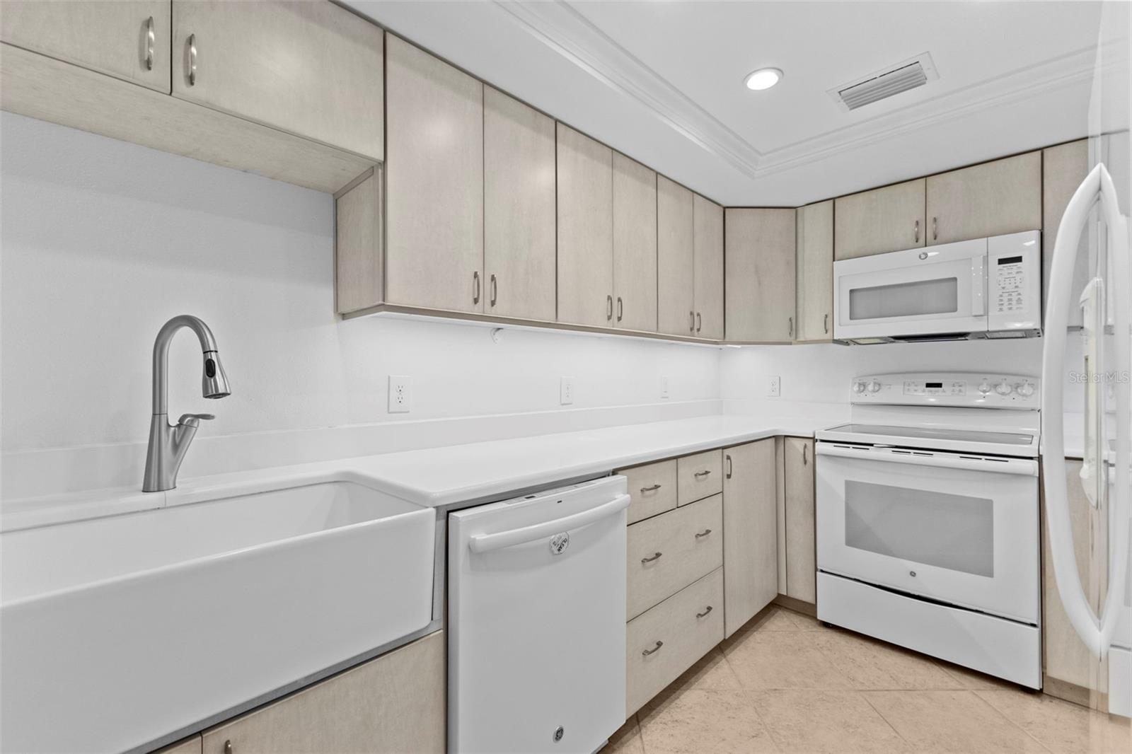 Image 9 of 36 For 3010 Grovewood Court D