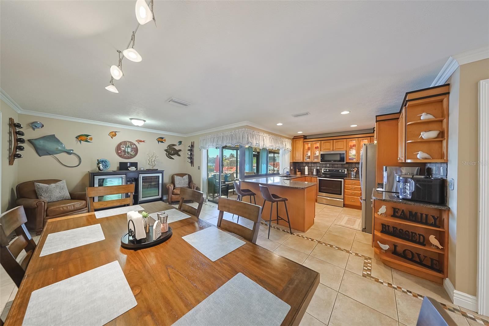 Image 10 of 49 For 914 Chipaway Drive