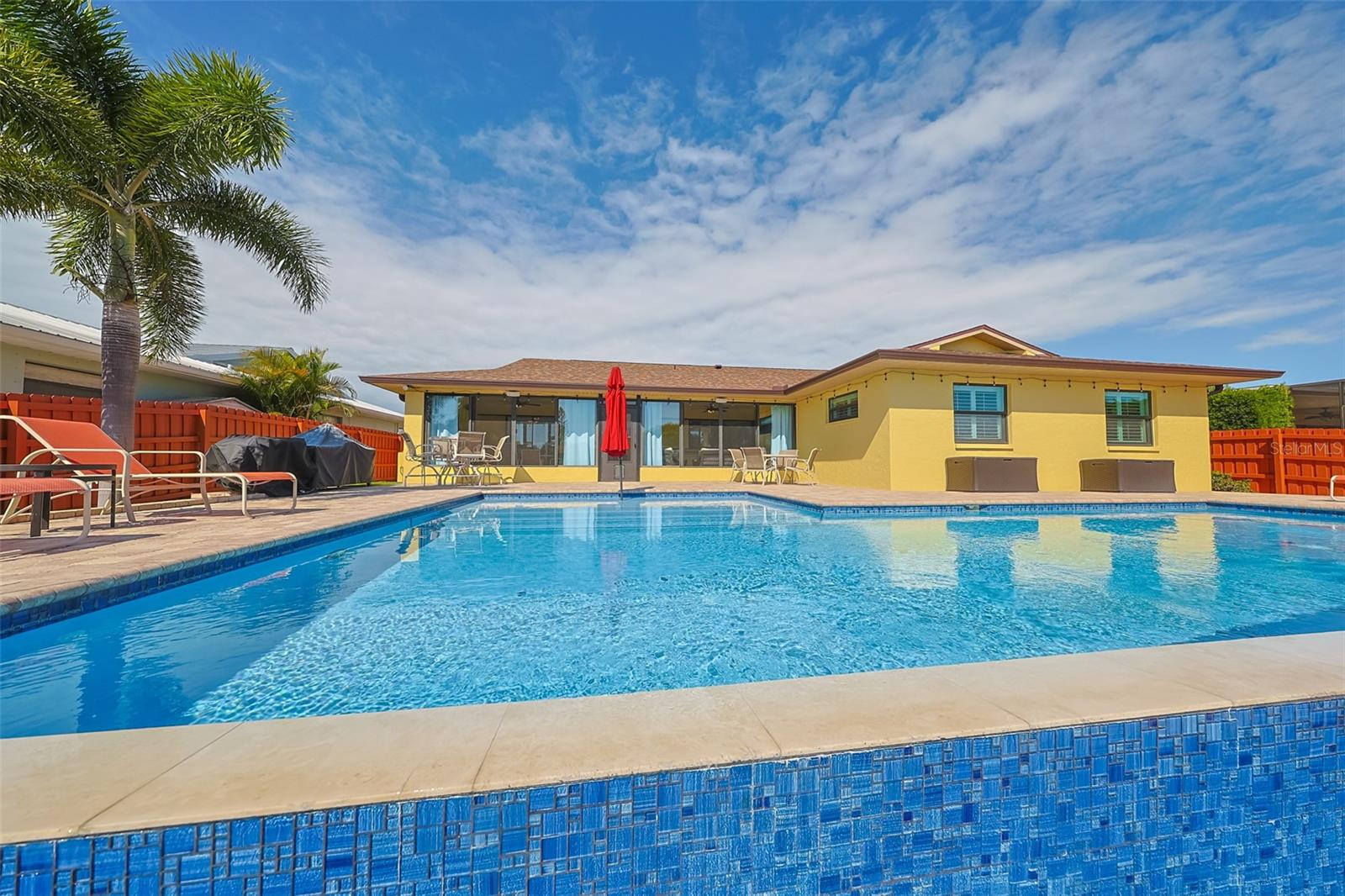 Image 6 of 49 For 914 Chipaway Drive