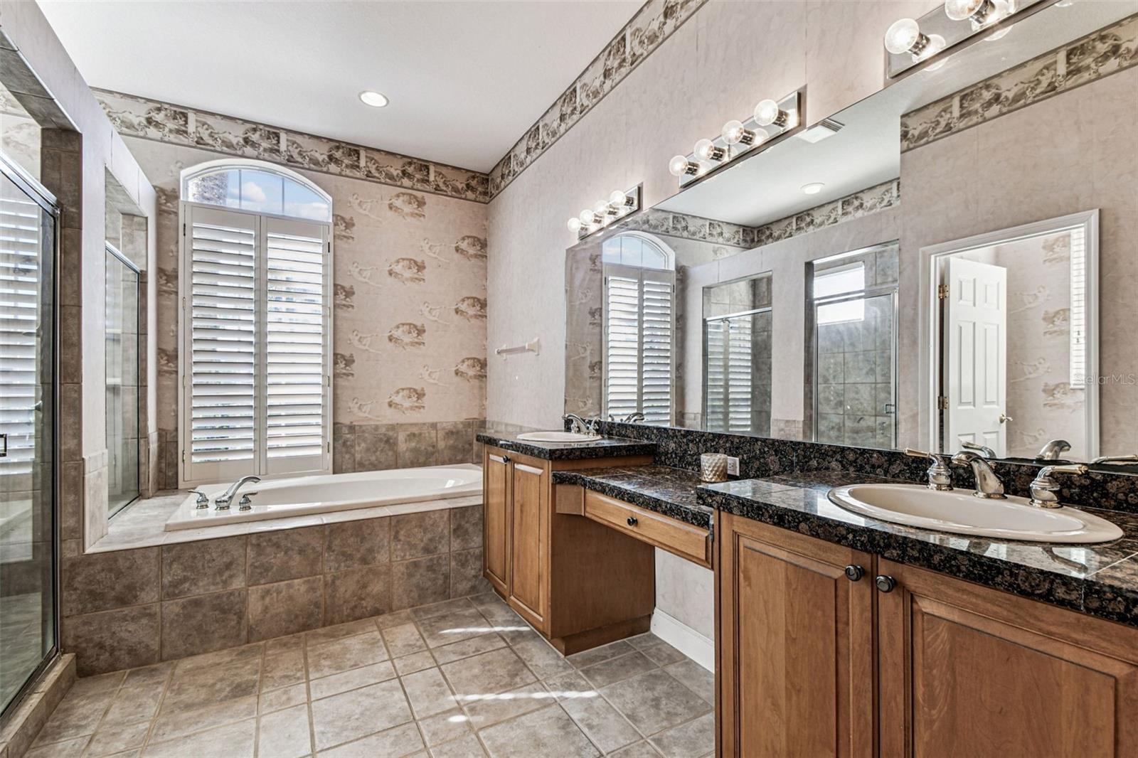 Image 36 of 96 For 3988 Mimosa Place