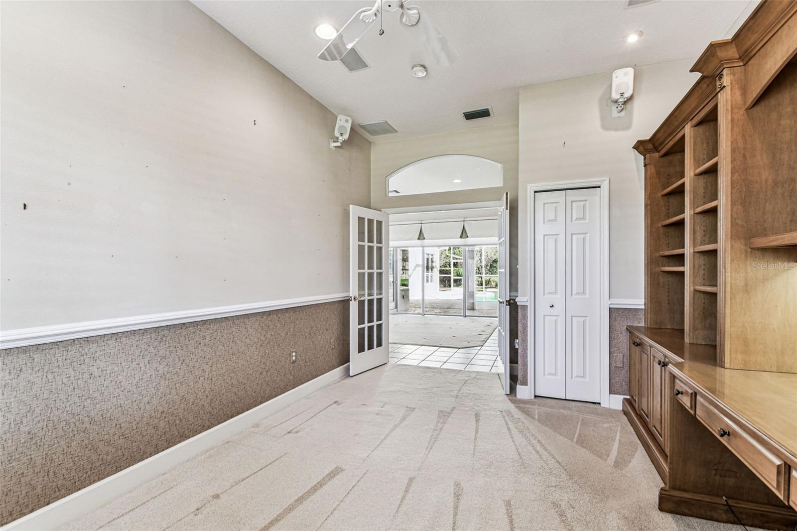 Image 43 of 96 For 3988 Mimosa Place