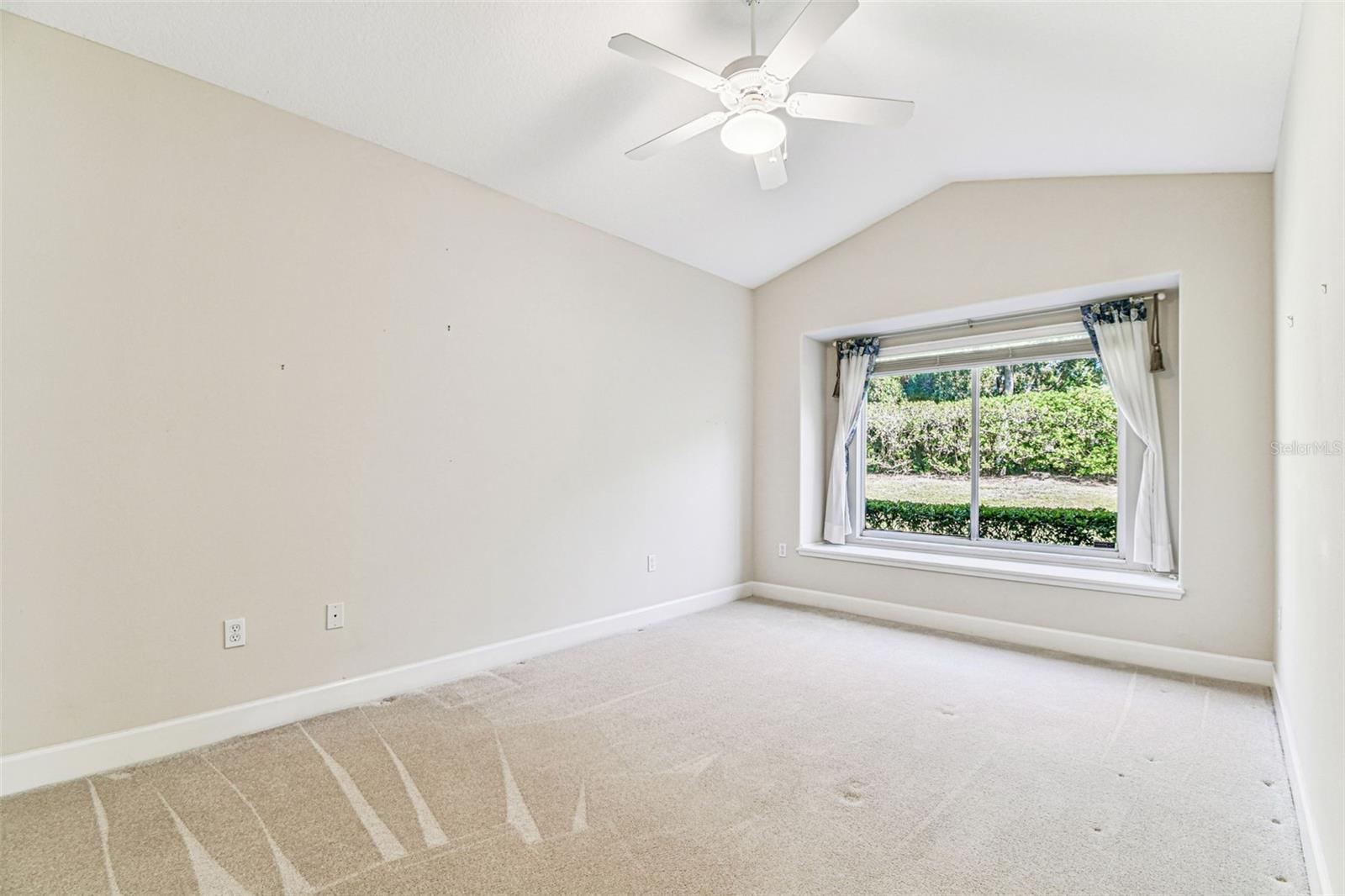 Image 45 of 96 For 3988 Mimosa Place