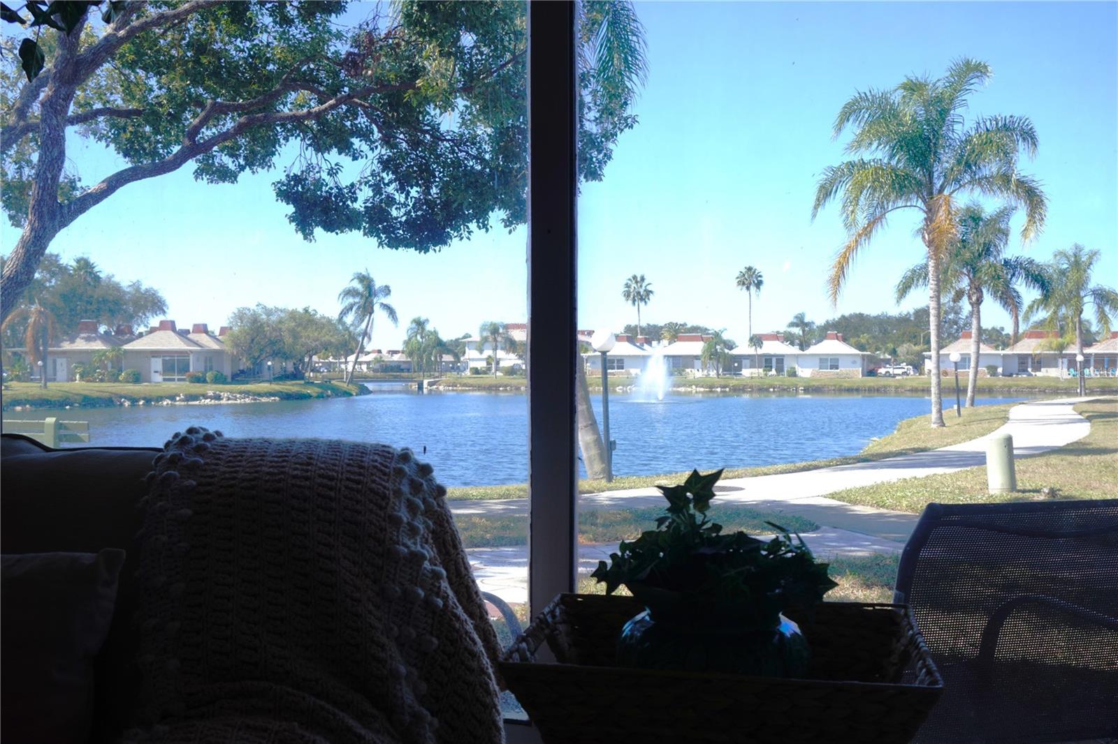 Image 10 of 31 For 4312 Tahitian Gardens Cir  E