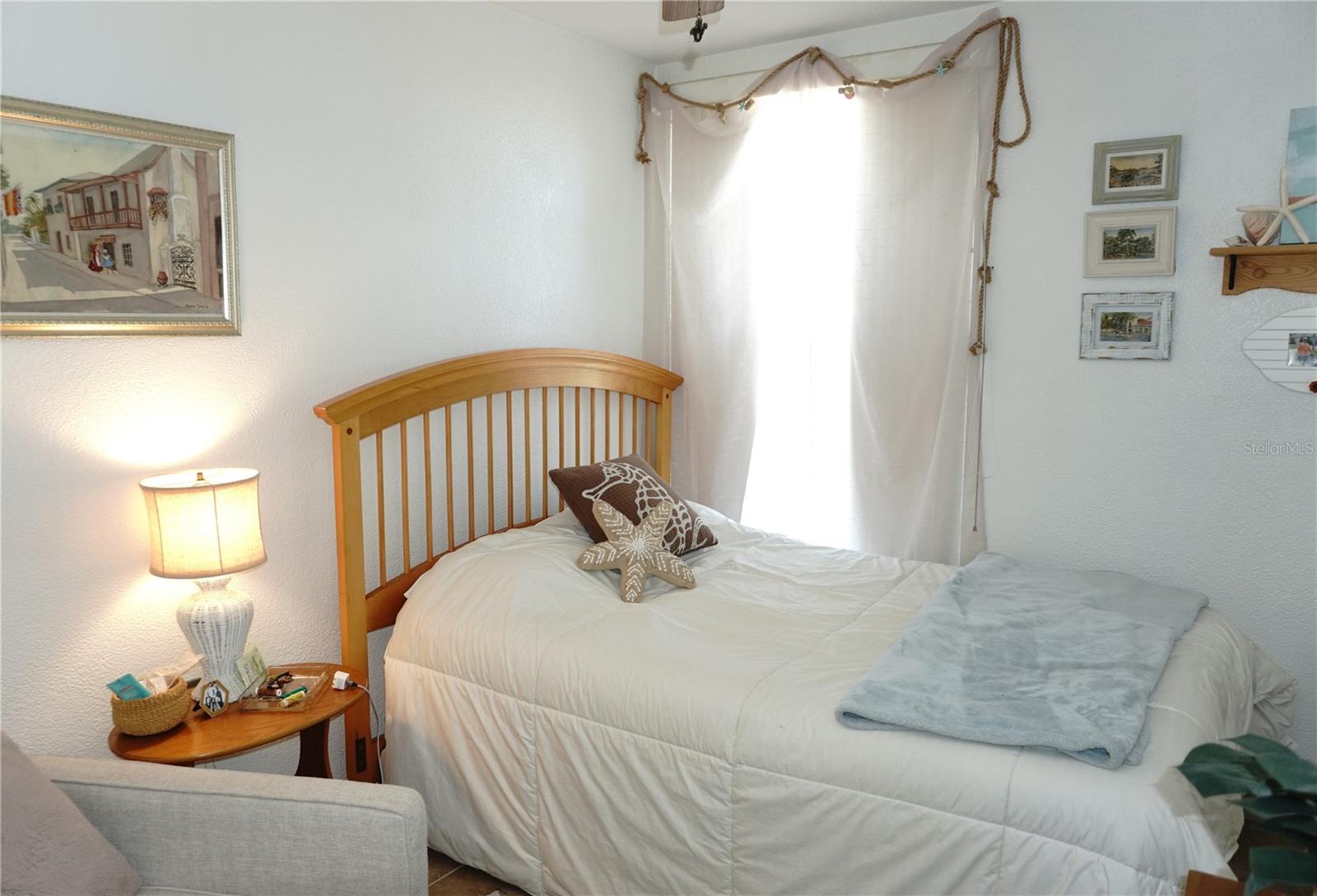 Image 19 of 31 For 4312 Tahitian Gardens Cir  E