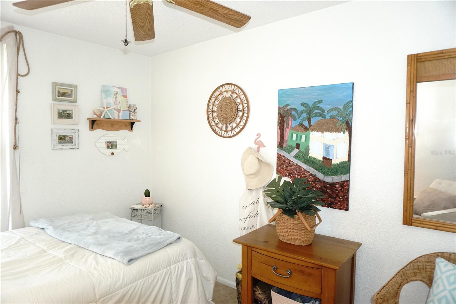 Image 20 of 31 For 4312 Tahitian Gardens Cir  E