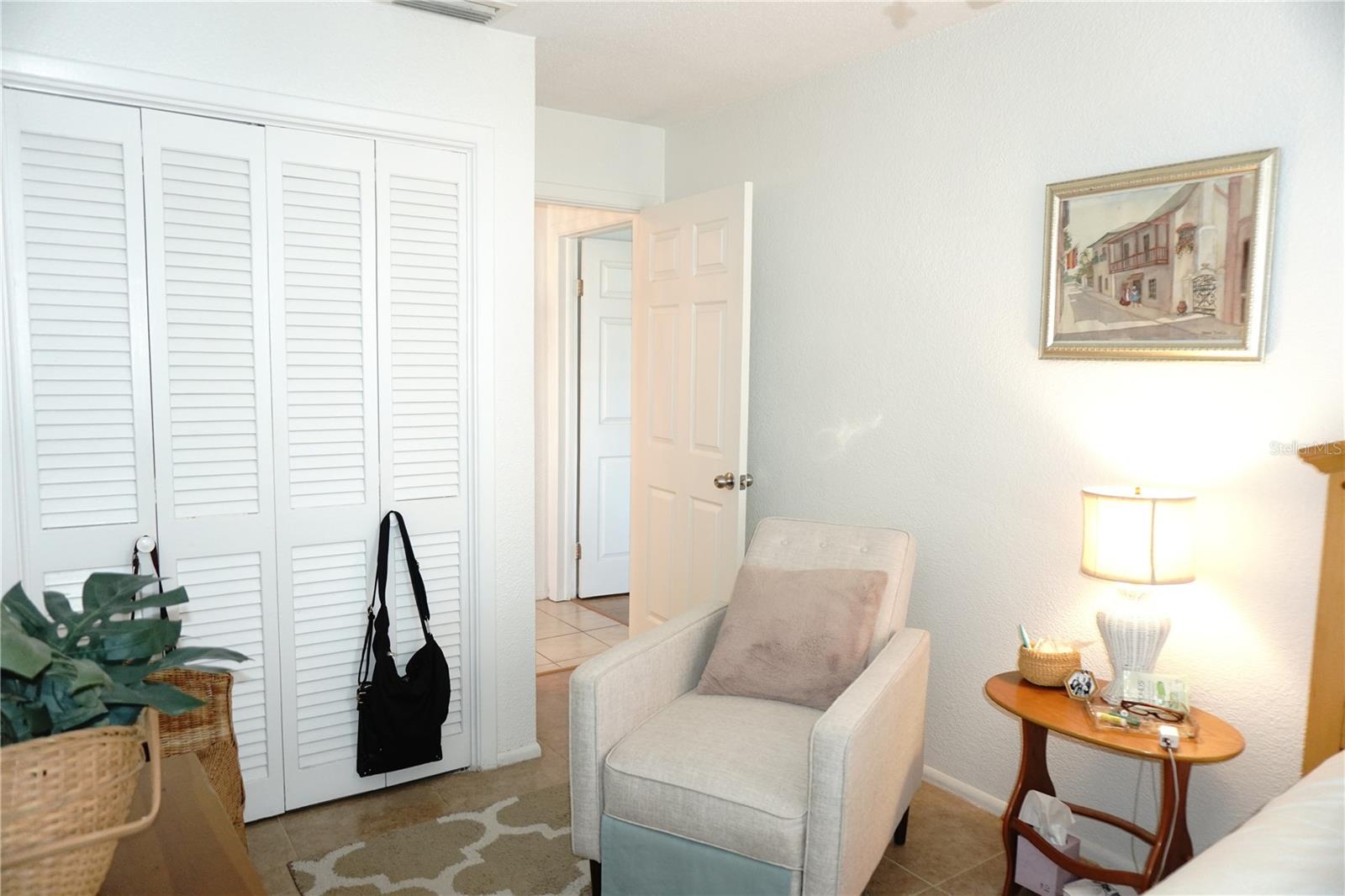 Image 21 of 31 For 4312 Tahitian Gardens Cir  E