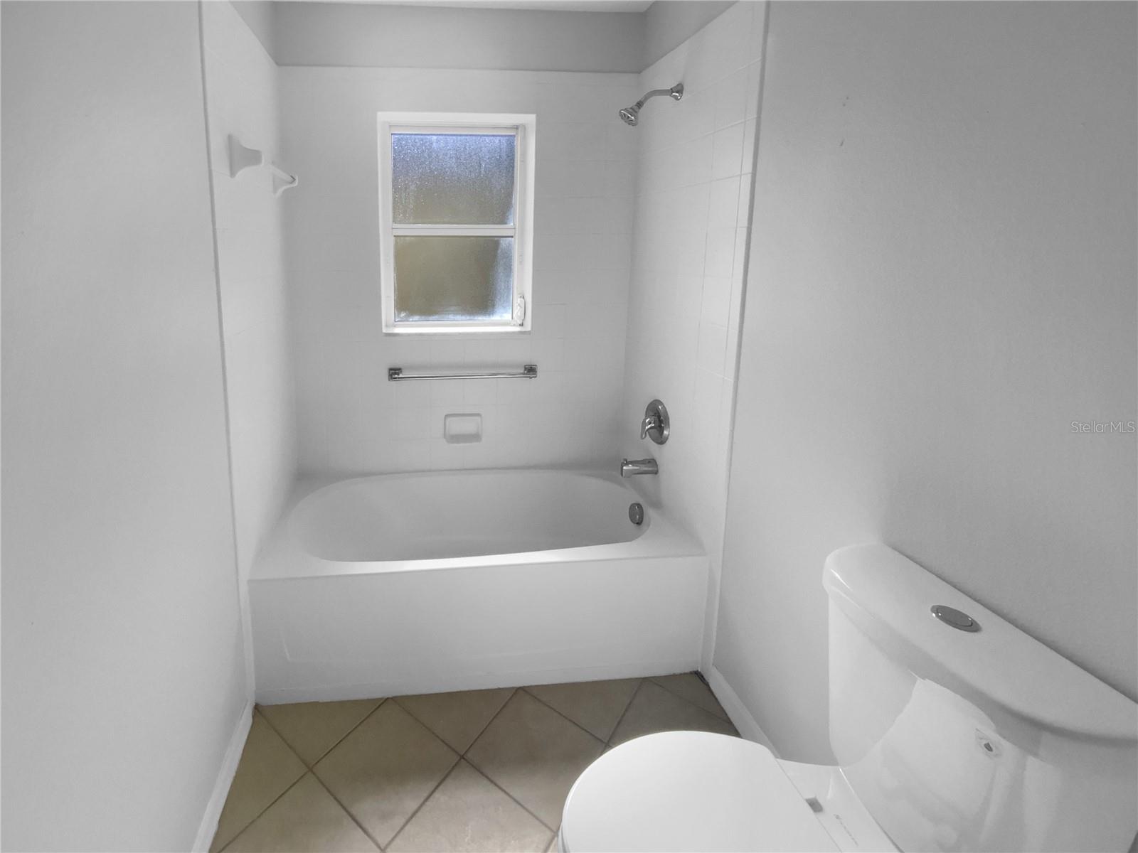 Image 18 of 31 For 18535 Hidden Pines Way