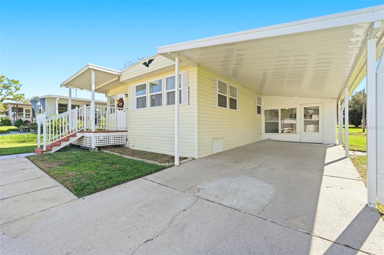 Image 3 of 27 For 37828 Newal Avenue