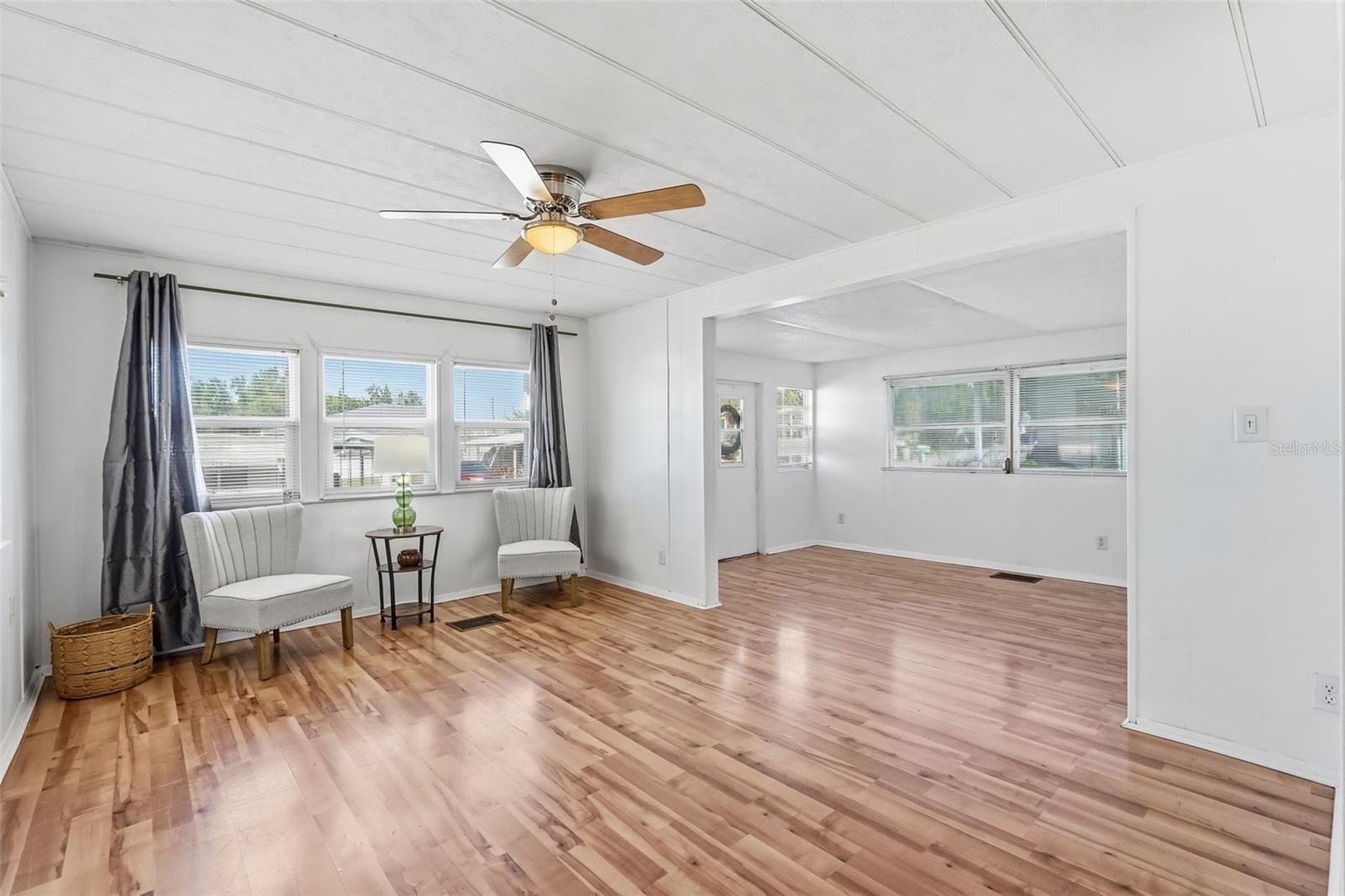 Image 6 of 27 For 37828 Newal Avenue