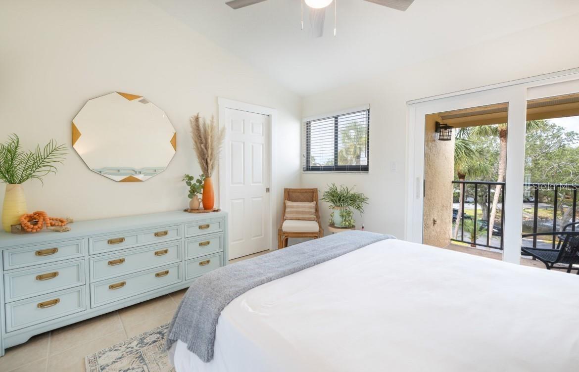 Image 39 of 53 For 7520 Sunshine Skyway Lane S T18