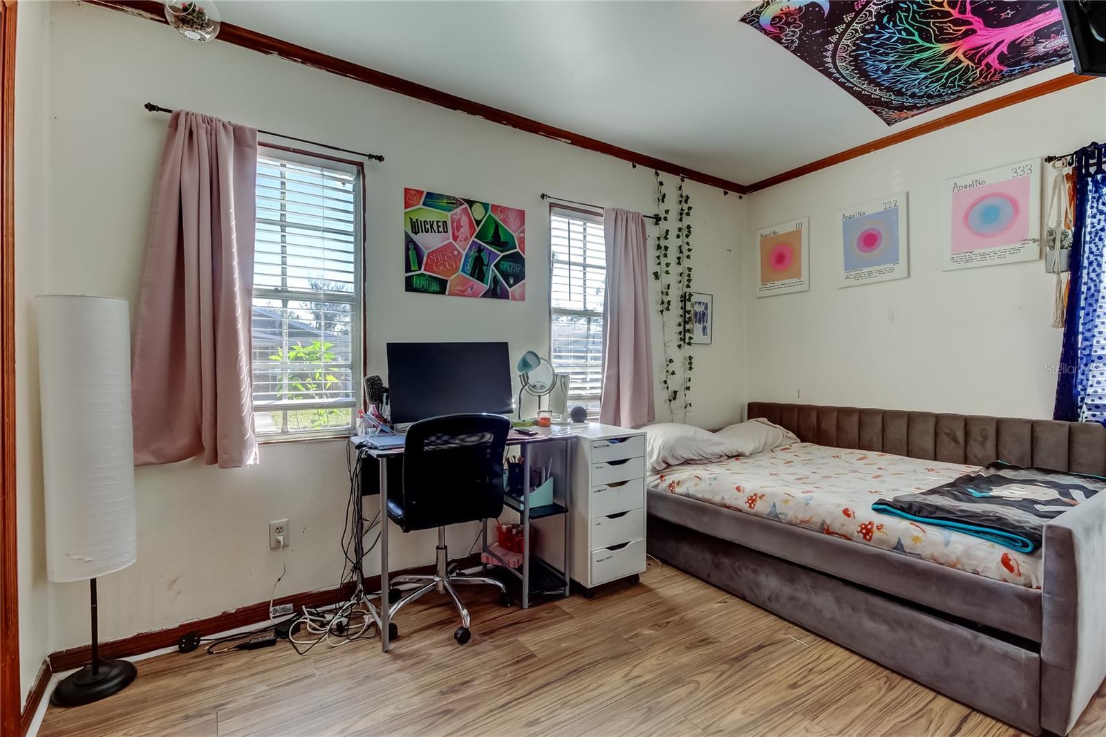 Image 11 of 27 For 603 Merrin Street