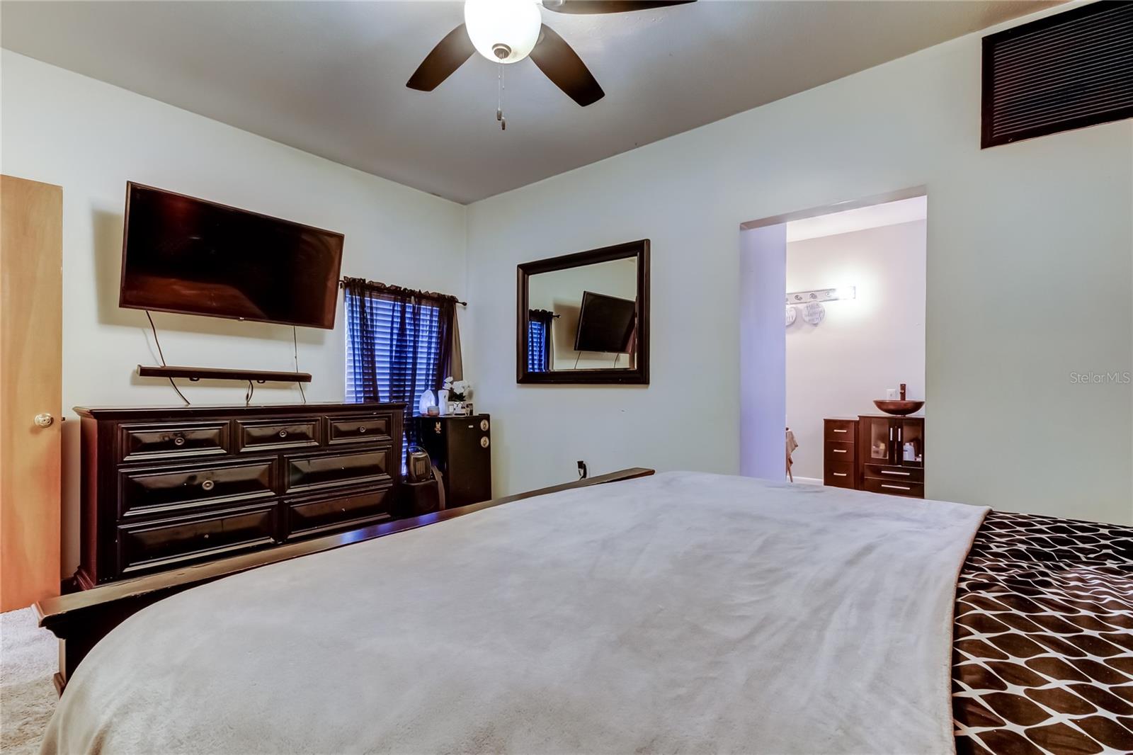 Image 13 of 27 For 603 Merrin Street