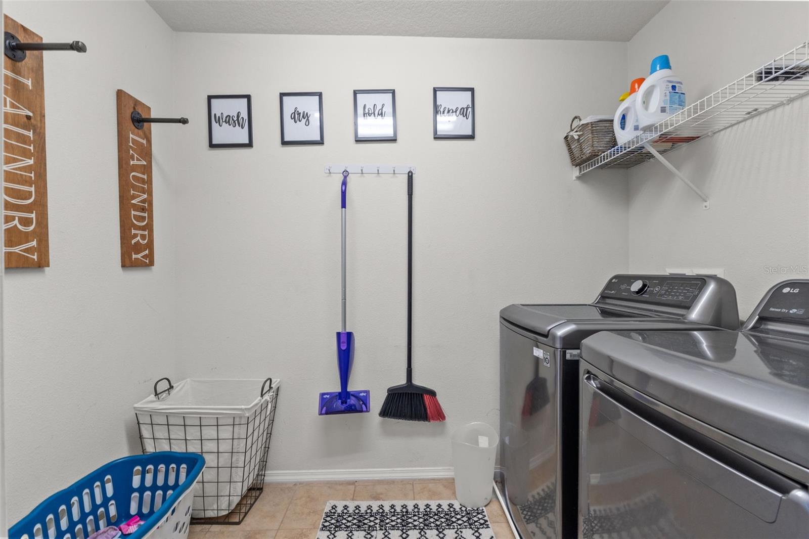 Image 13 of 43 For 15476 Stone House Drive