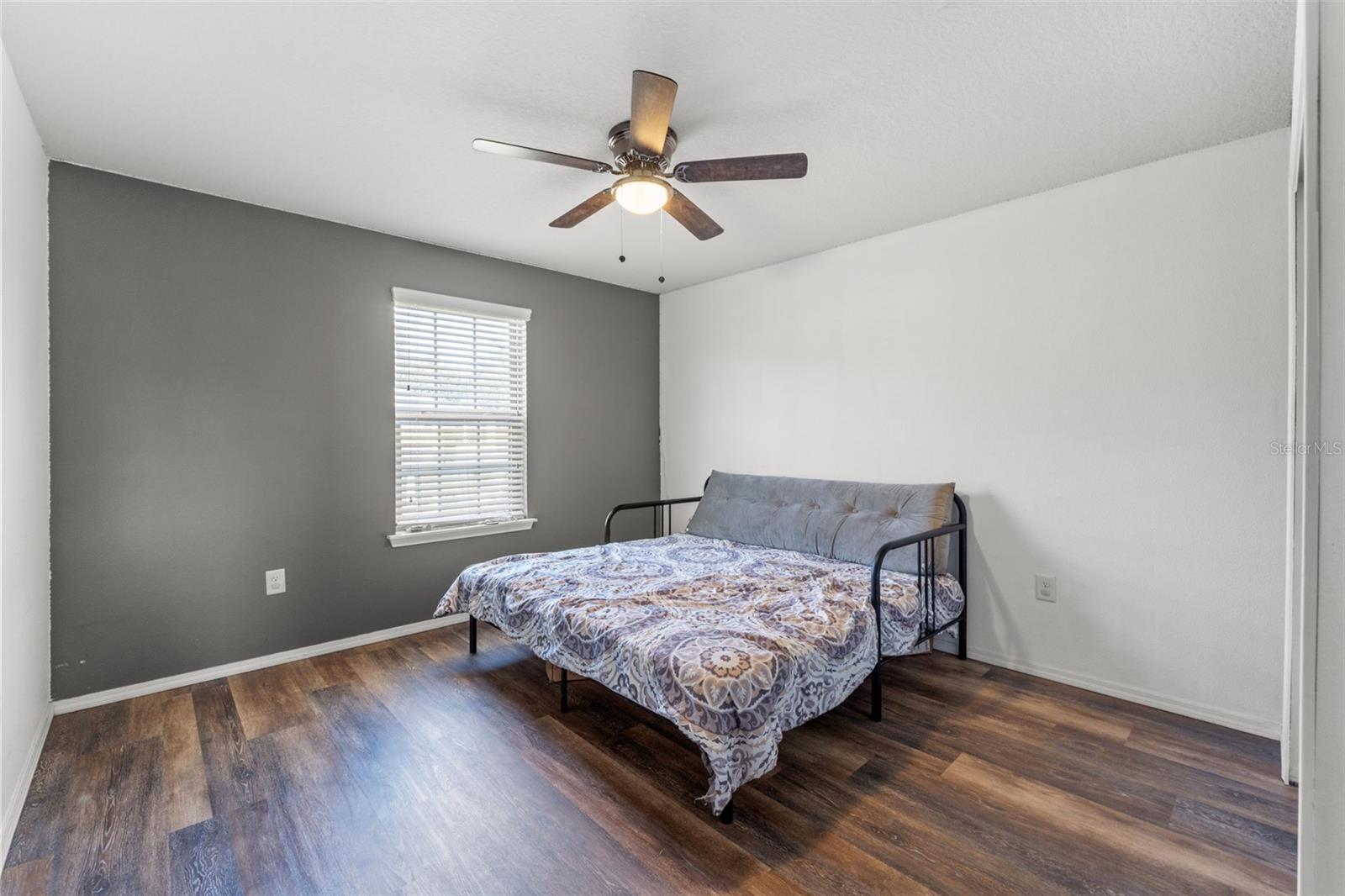 Image 16 of 43 For 15476 Stone House Drive