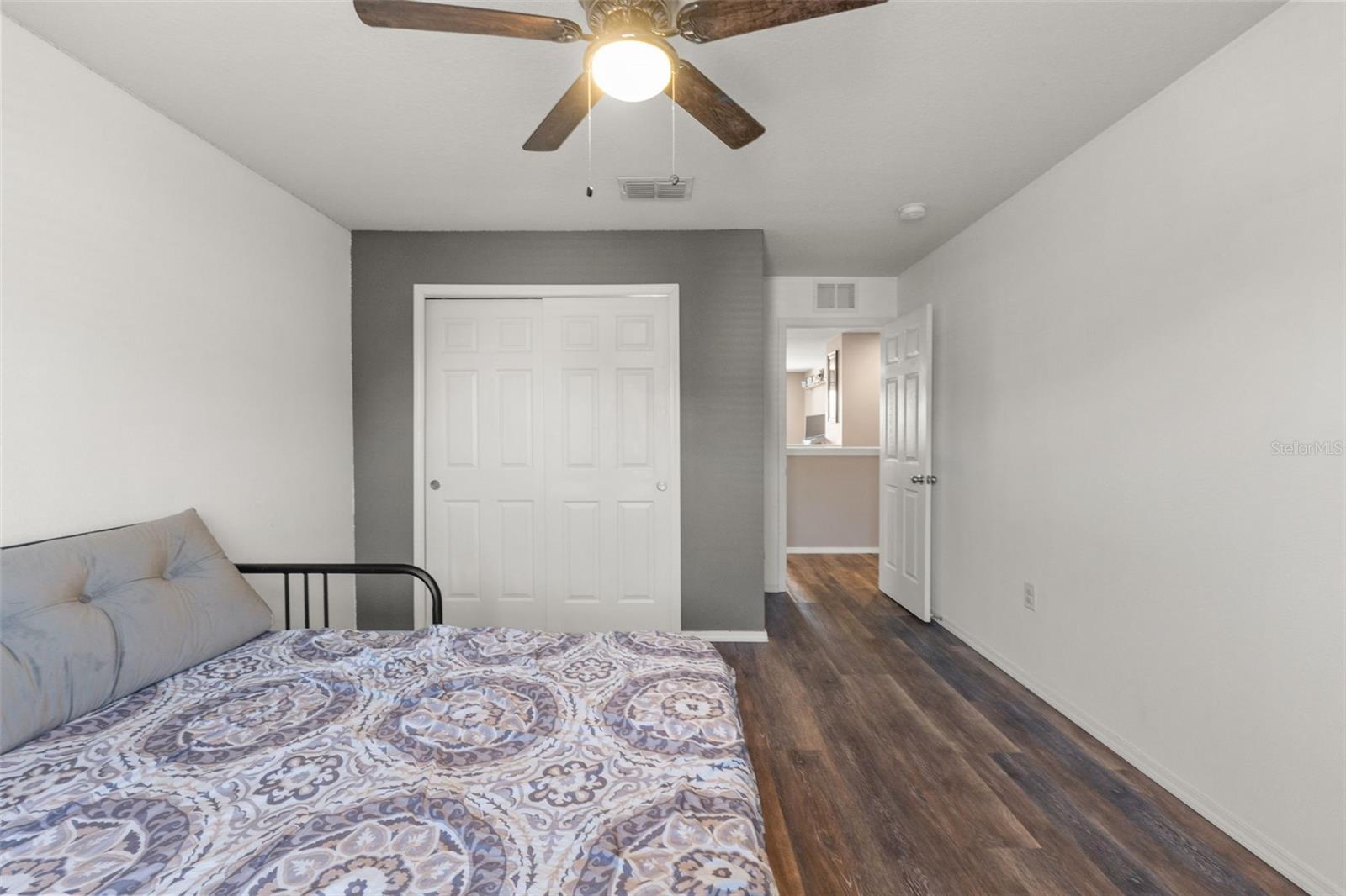 Image 17 of 43 For 15476 Stone House Drive