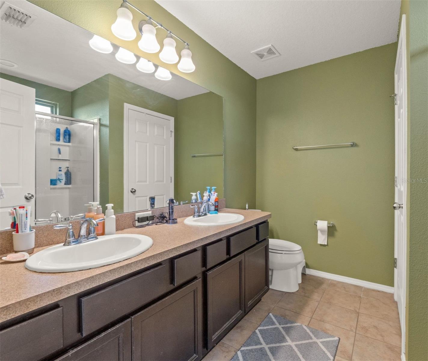 Image 5 of 43 For 15476 Stone House Drive