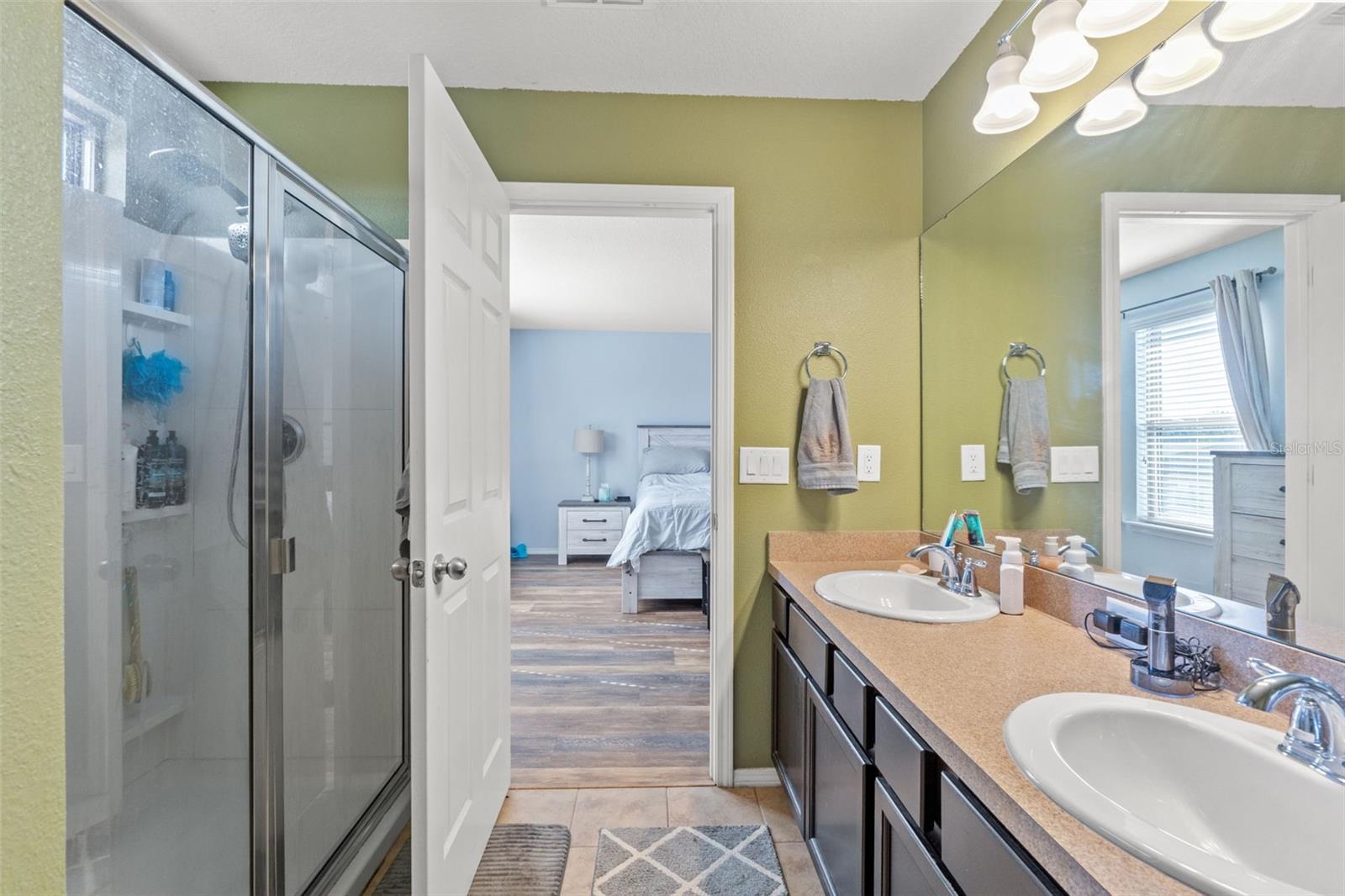 Image 6 of 43 For 15476 Stone House Drive