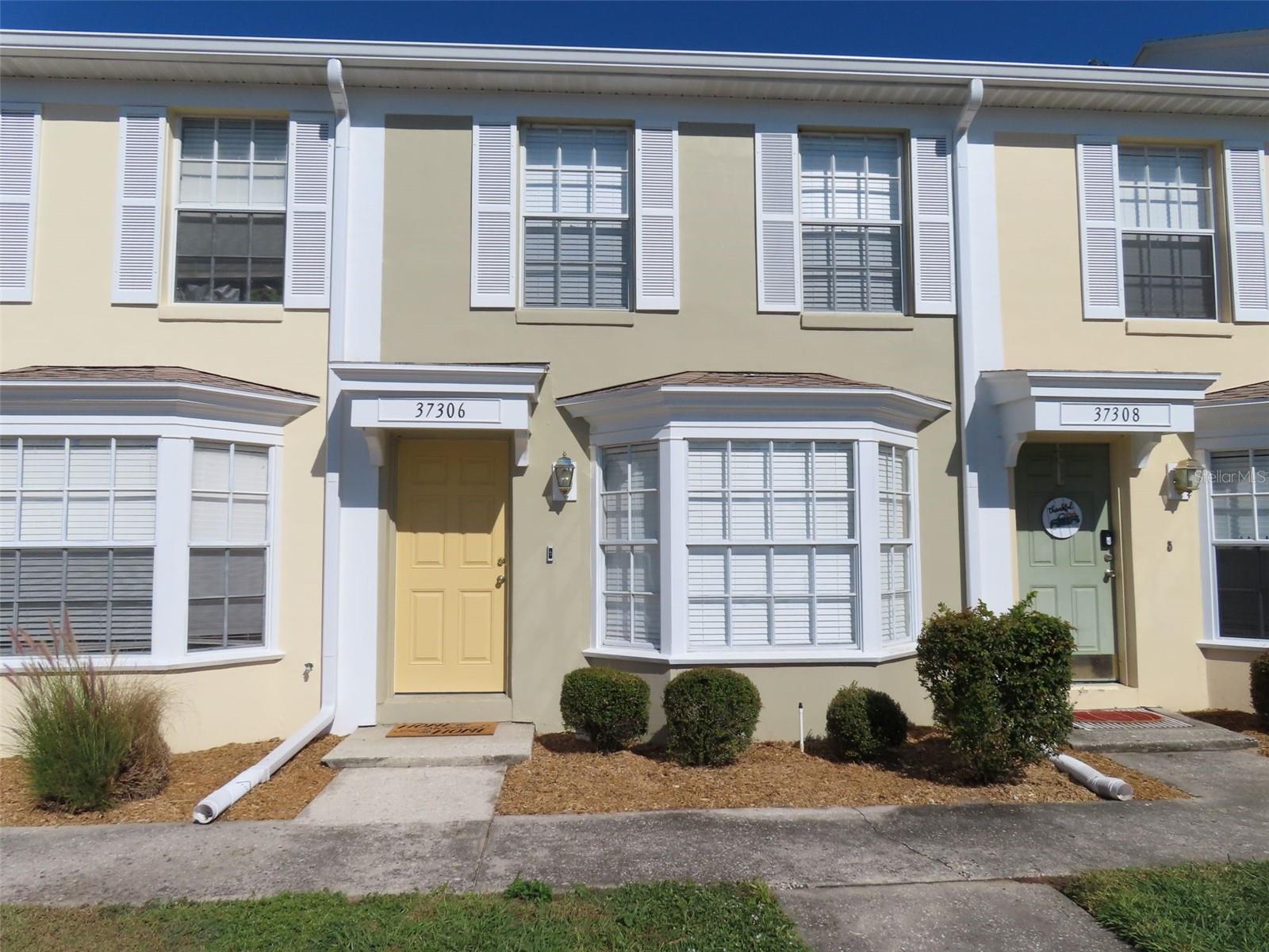 Details for 37306 Embassy Park Lane, DADE CITY, FL 33525