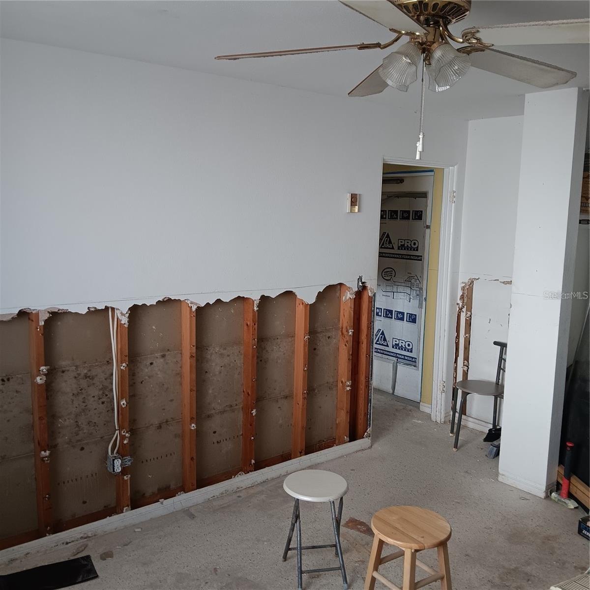 Image 16 of 38 For 439 129th Avenue E