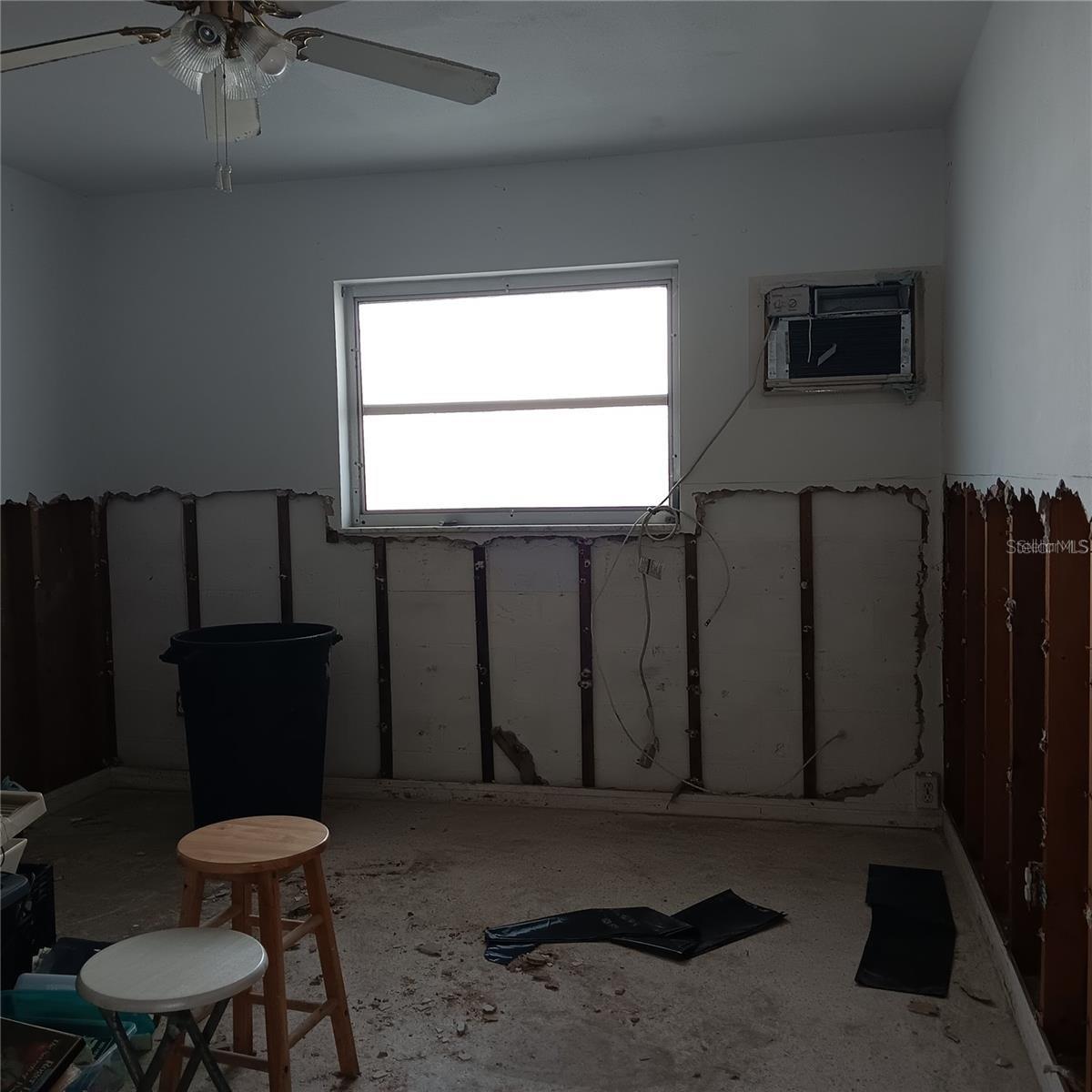 Image 18 of 38 For 439 129th Avenue E