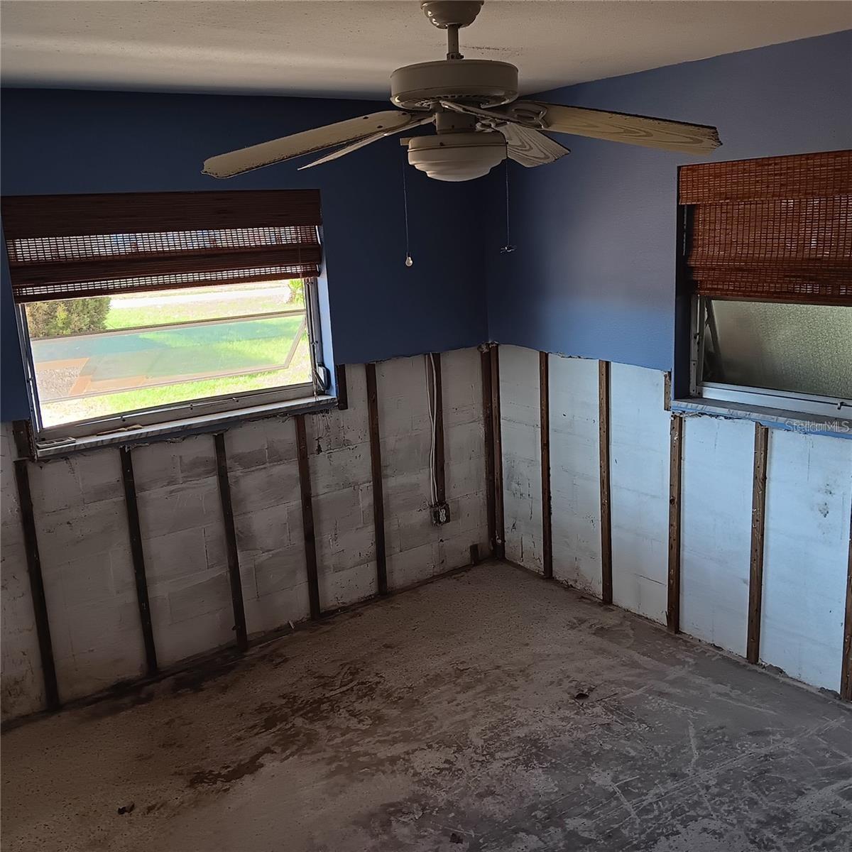 Image 30 of 38 For 439 129th Avenue E