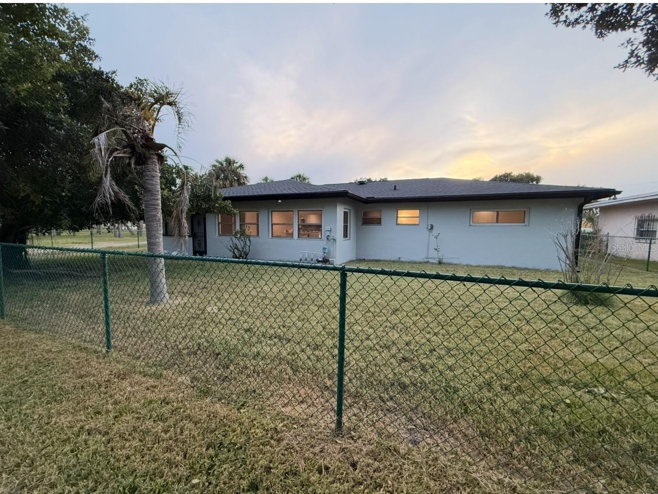 Image 14 of 15 For 2734 19th Street S