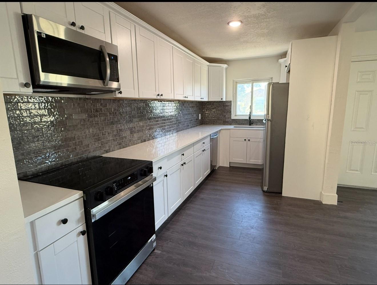 Image 5 of 15 For 2734 19th Street S