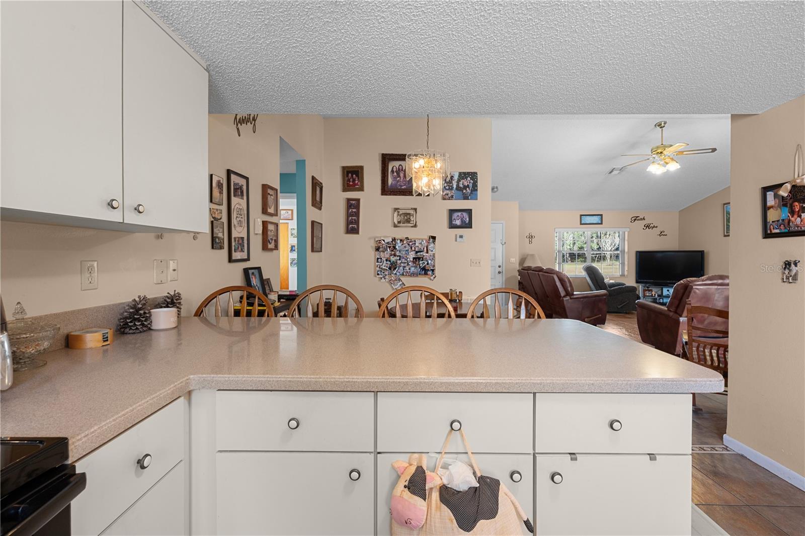 Image 12 of 49 For 11704 Bur Mac Road