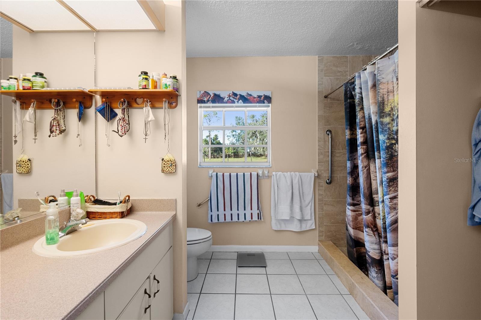 Image 18 of 49 For 11704 Bur Mac Road