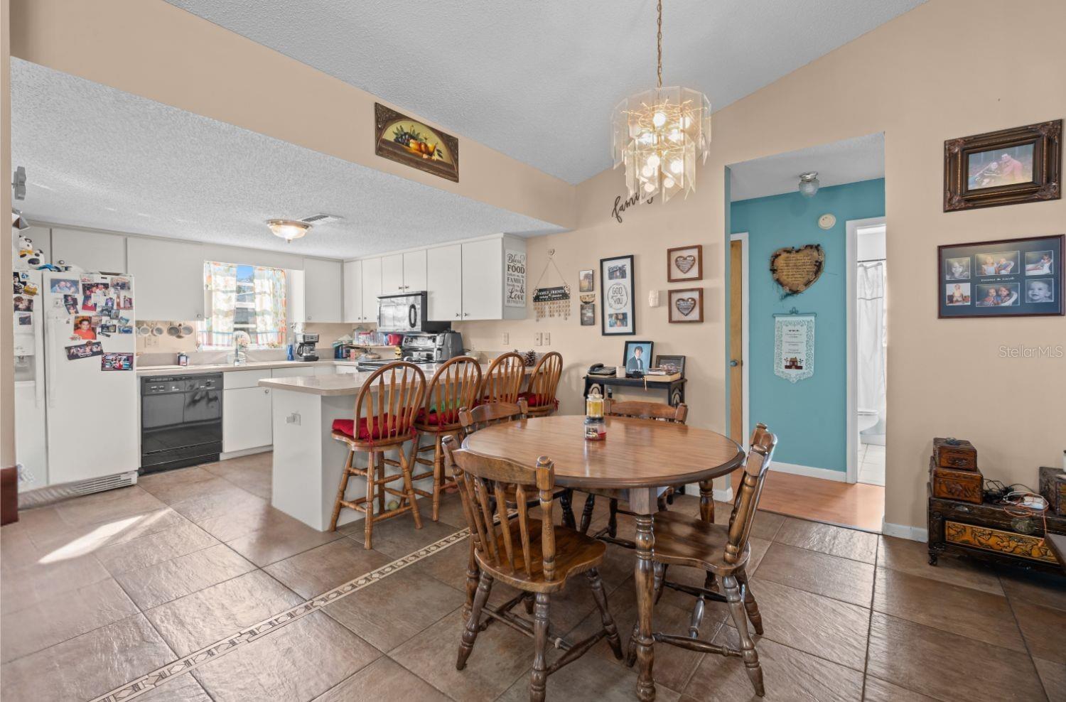 Image 9 of 49 For 11704 Bur Mac Road