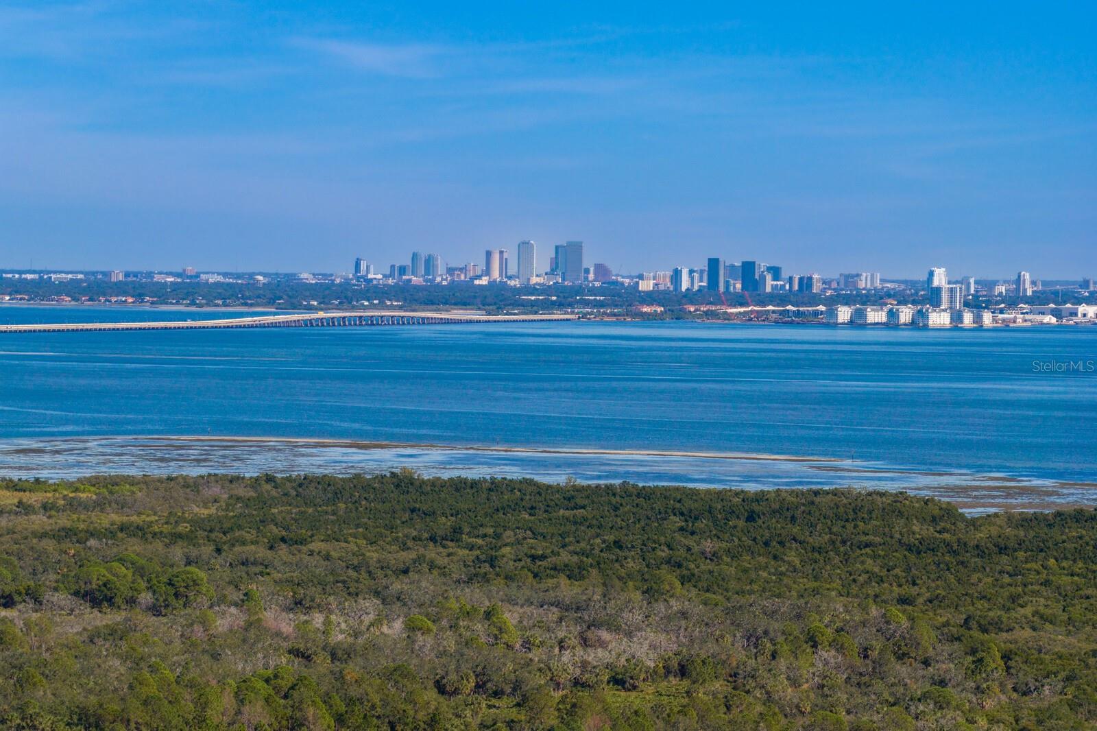 Listing photo id 70 for 1501 75th Circle Ne