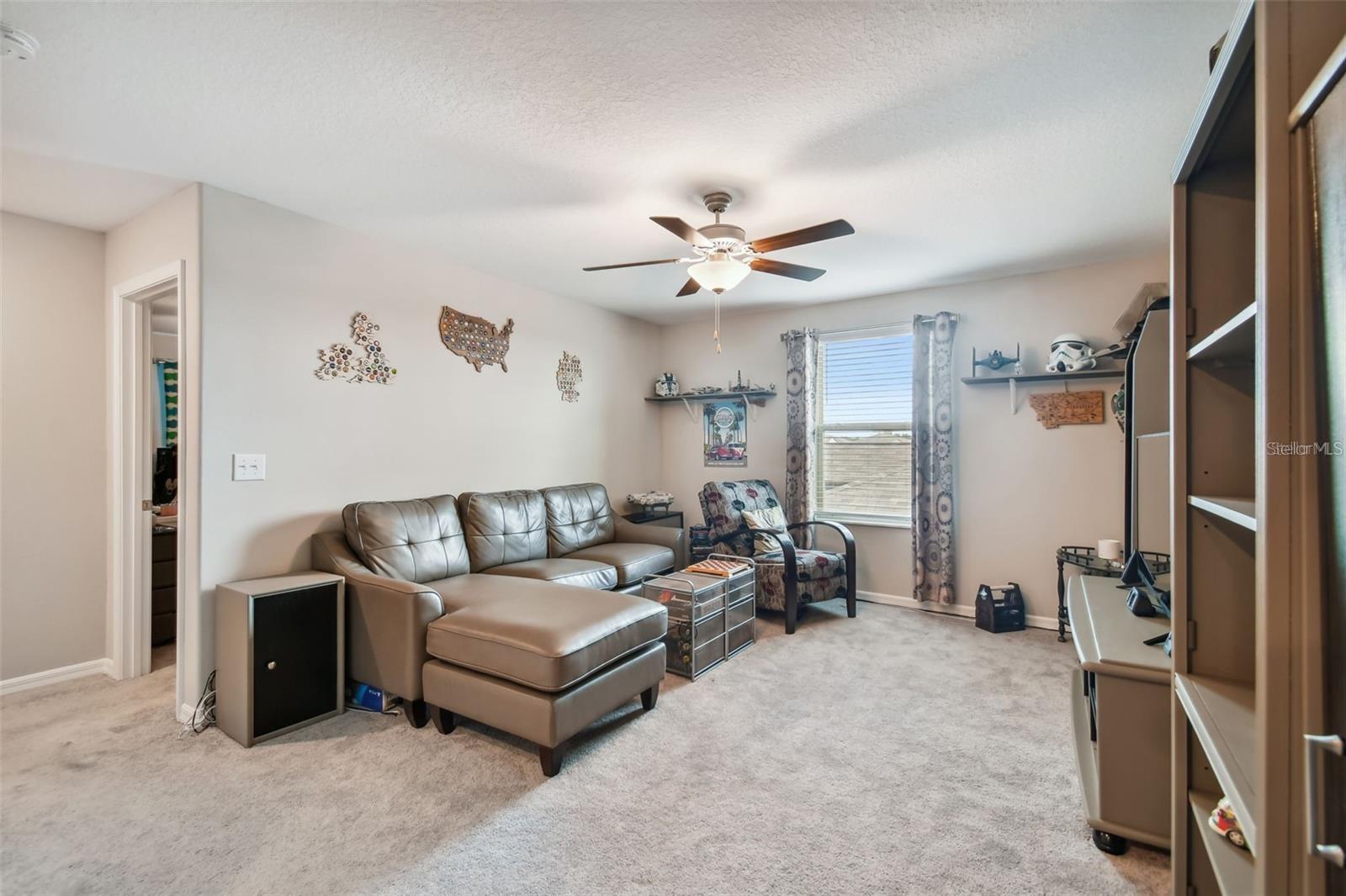 Listing photo id 17 for 7021 King Creek Drive
