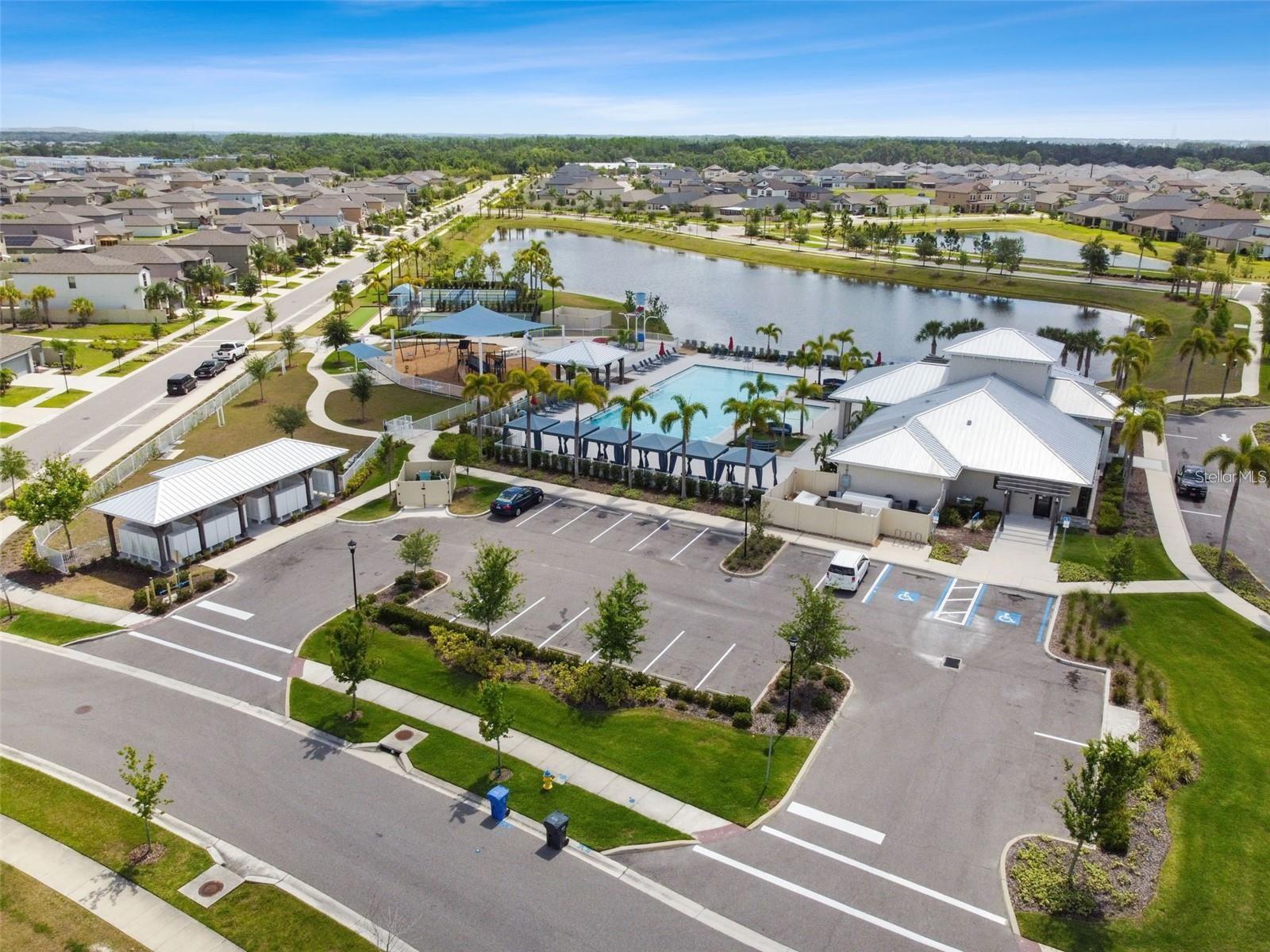 Listing photo id 39 for 7021 King Creek Drive