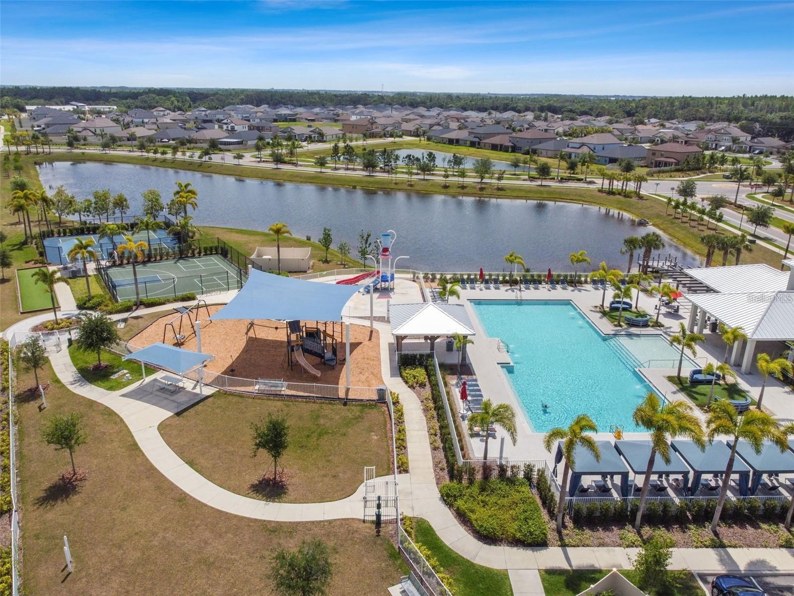 Listing photo id 40 for 7021 King Creek Drive