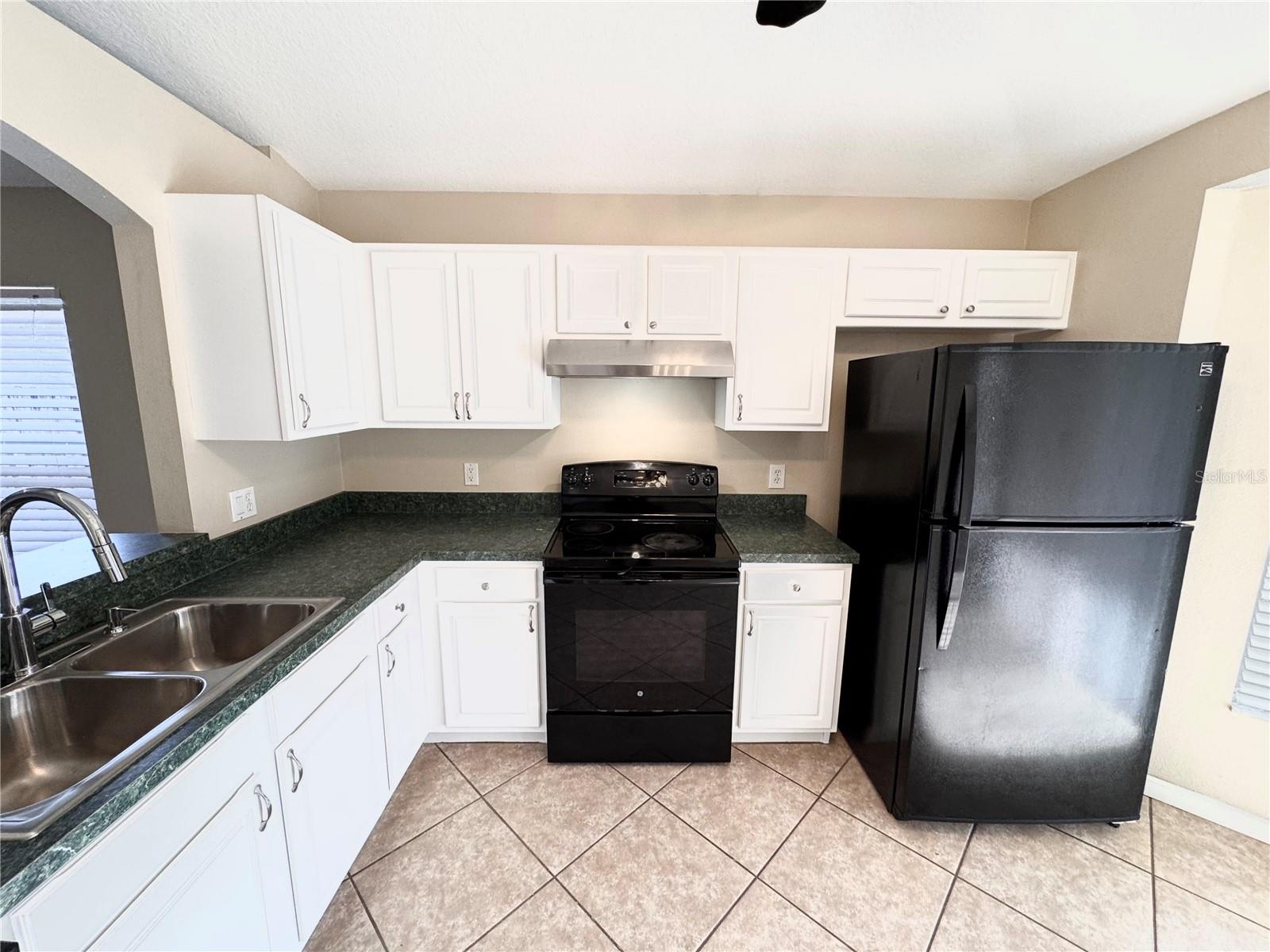 Image 16 of 94 For 18133 Lembrecht Way