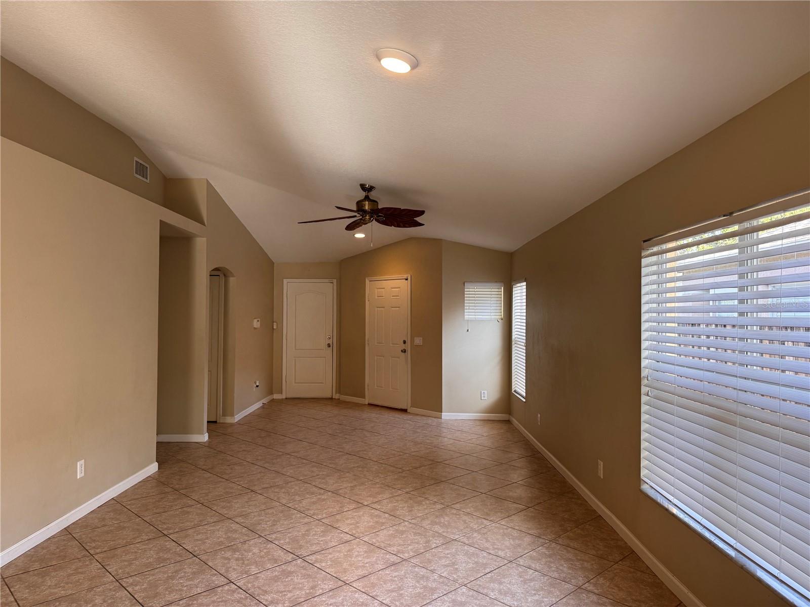 Image 52 of 94 For 18133 Lembrecht Way