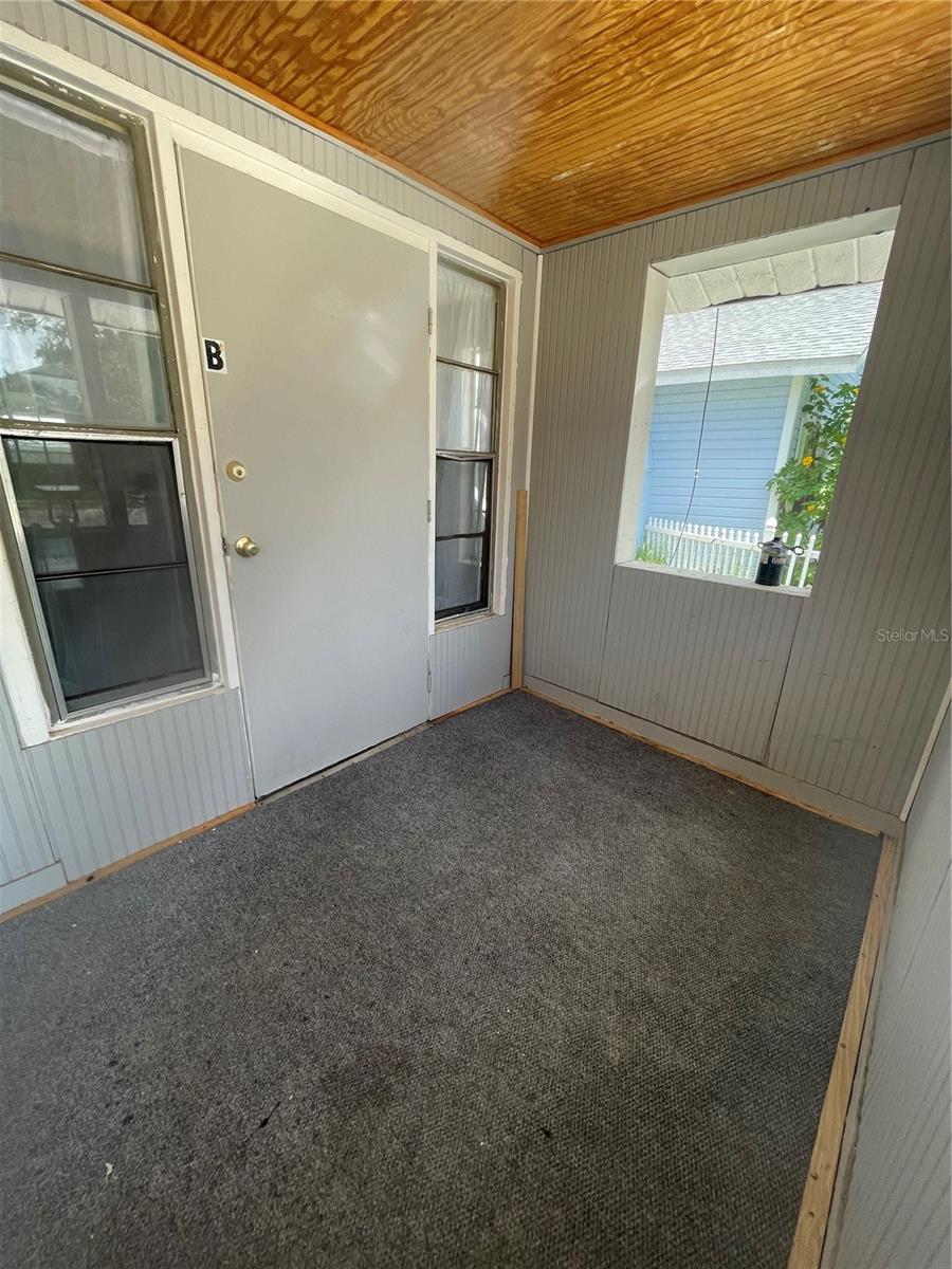 Image 2 of 8 For 1708 Ballard Park Drive Apt B