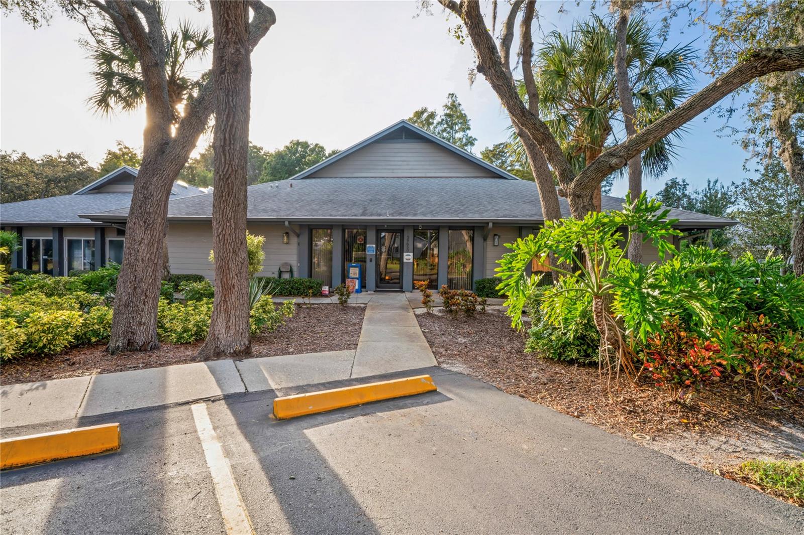 Image 50 of 59 For 39650 Us Highway 19 N 912