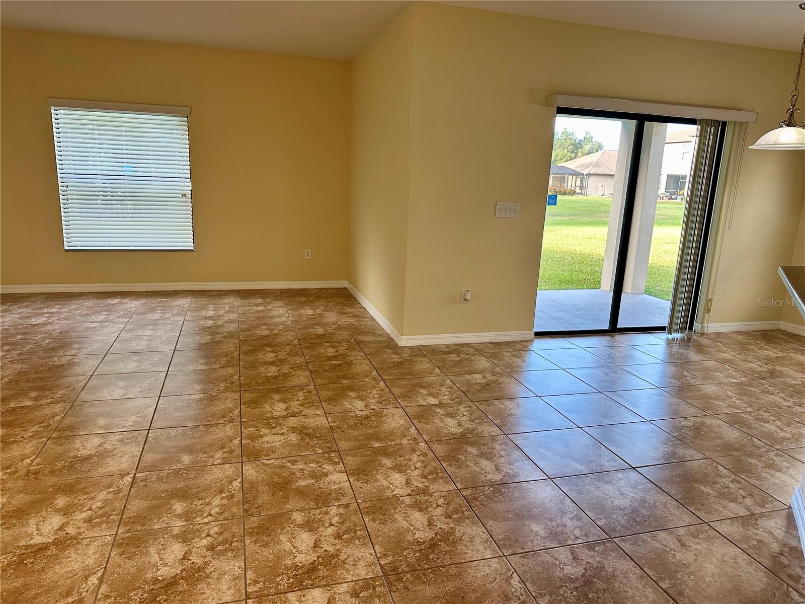 Image 4 of 27 For 9908 Spice Bush Court