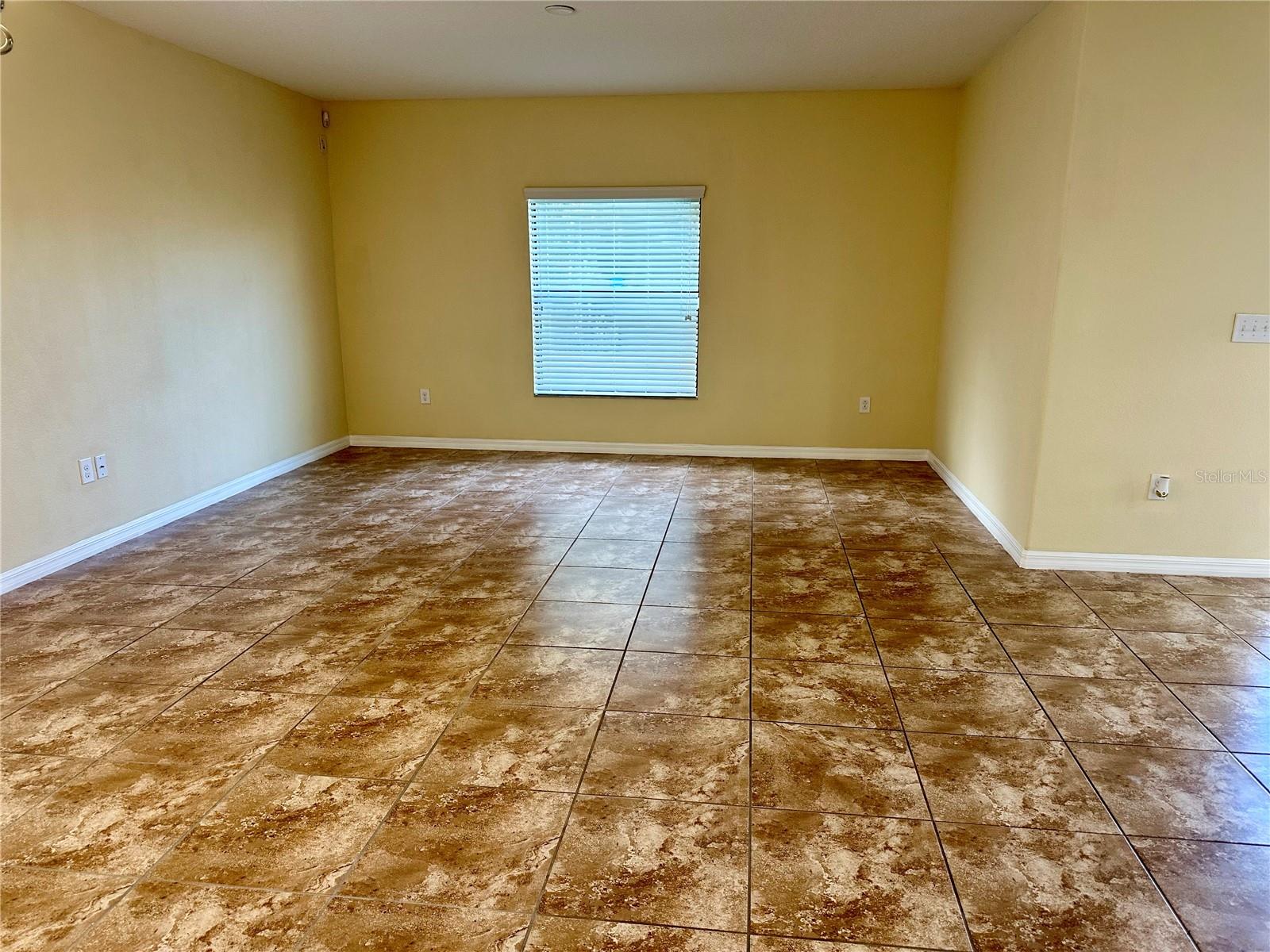 Image 6 of 27 For 9908 Spice Bush Court