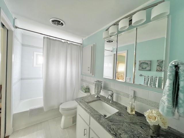 Image 39 of 89 For 1100 Belcher Road S 473