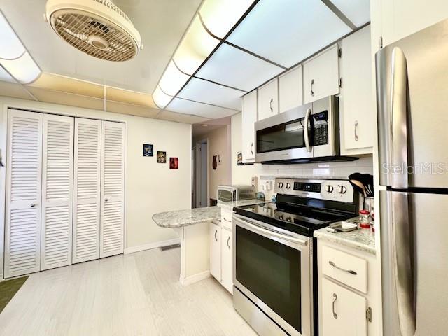 Image 9 of 89 For 1100 Belcher Road S 473