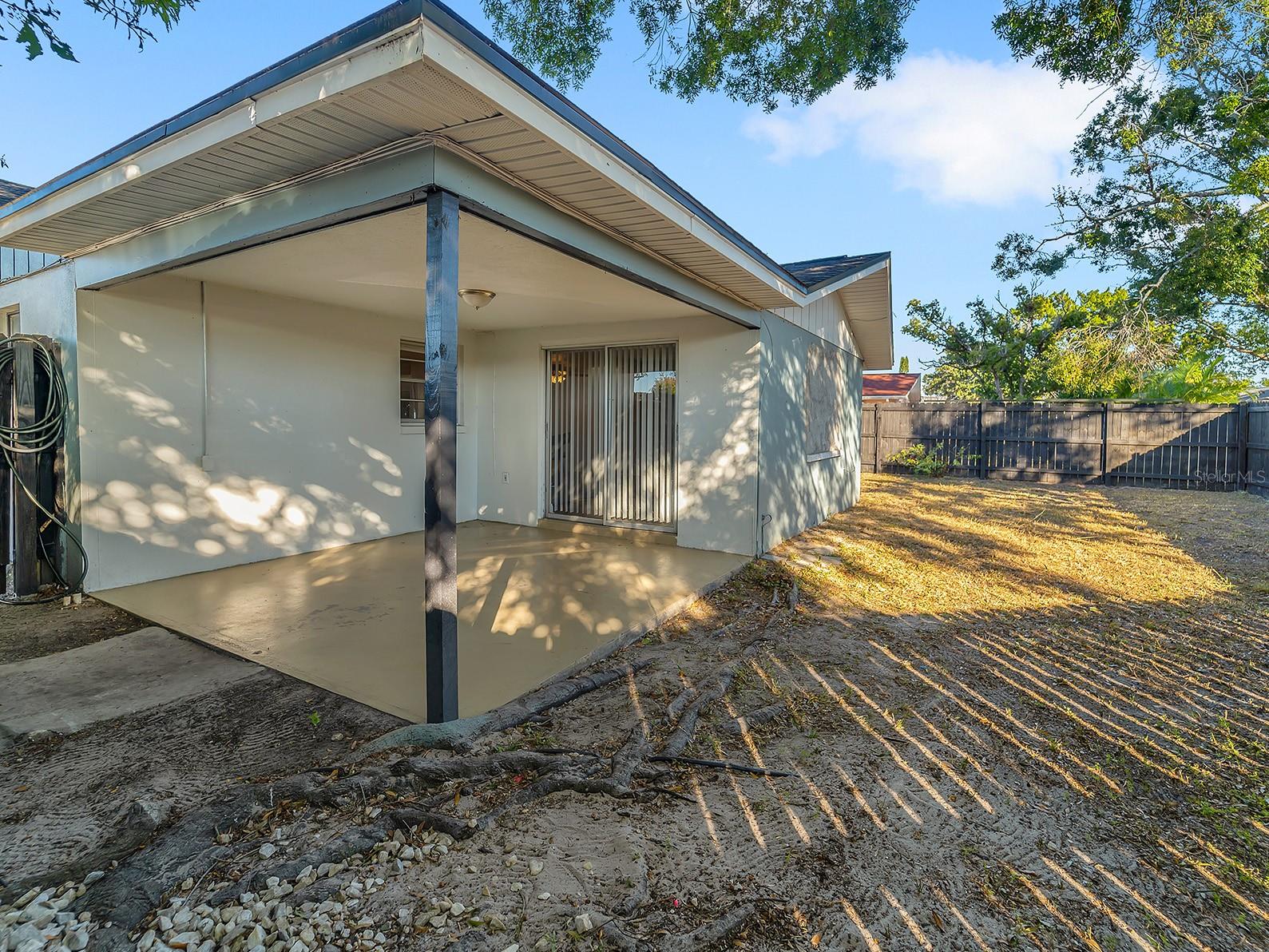 Image 12 of 40 For 7210 Embassy Boulevard