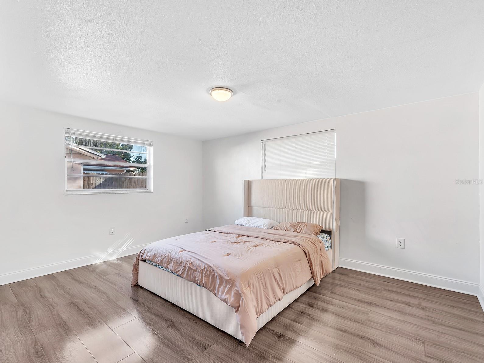 Image 18 of 40 For 7210 Embassy Boulevard