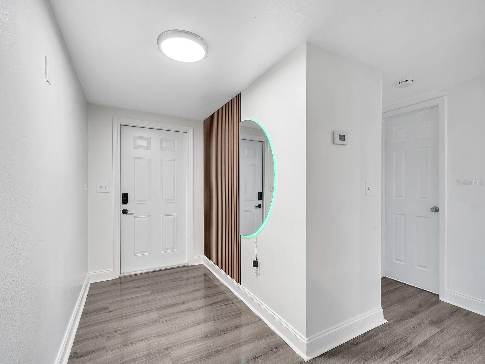 Image 19 of 40 For 7210 Embassy Boulevard