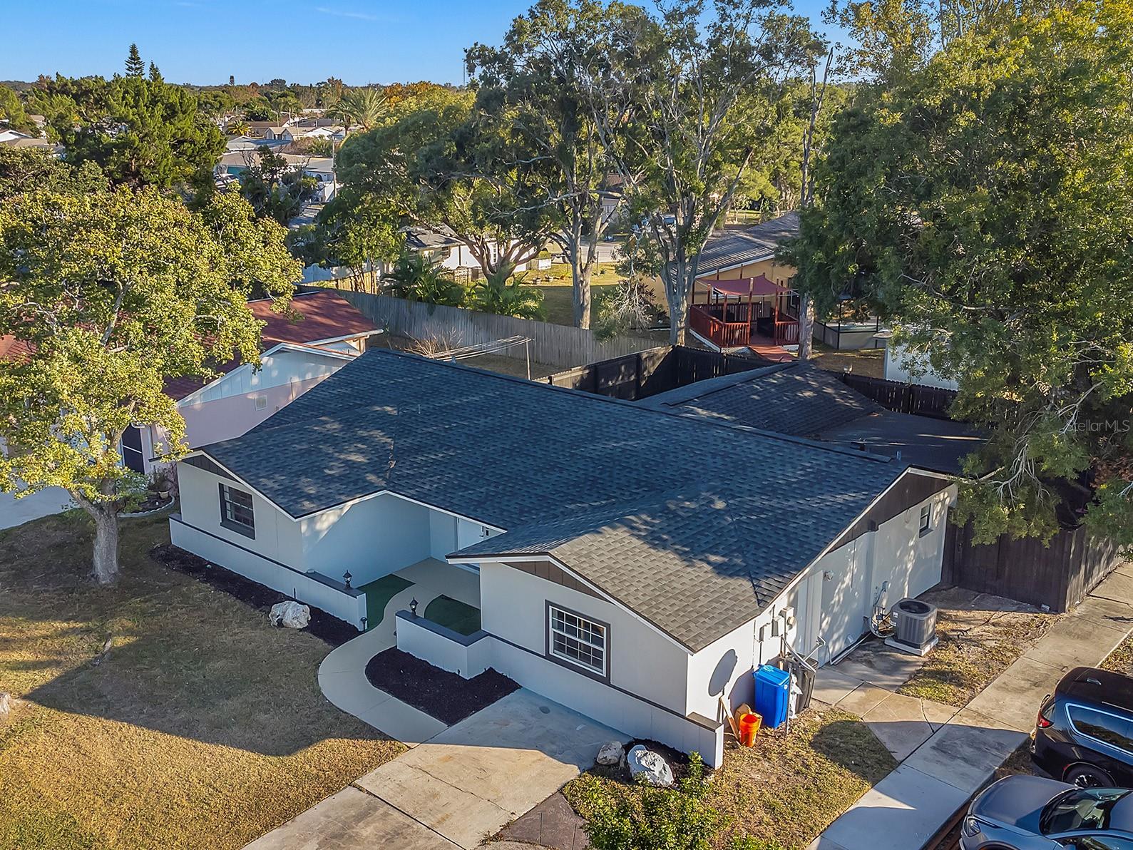 Image 2 of 40 For 7210 Embassy Boulevard